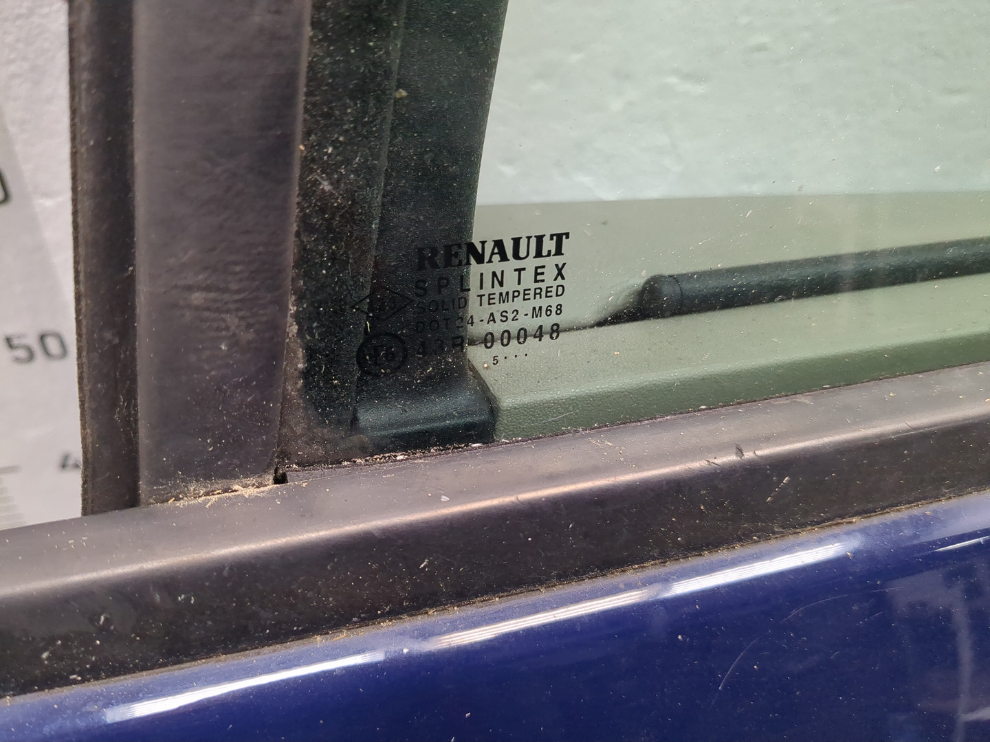 Дверь задняя левая