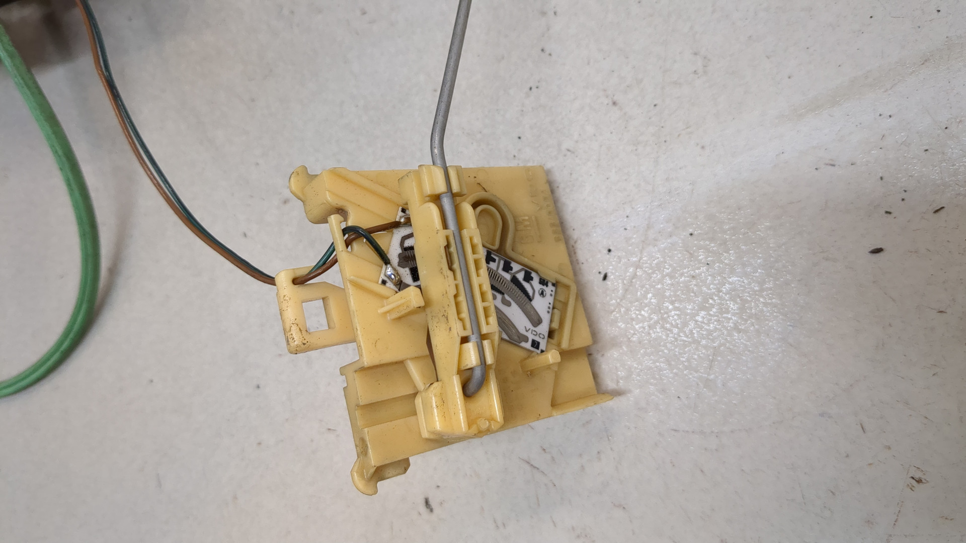 Насос топливный электрический