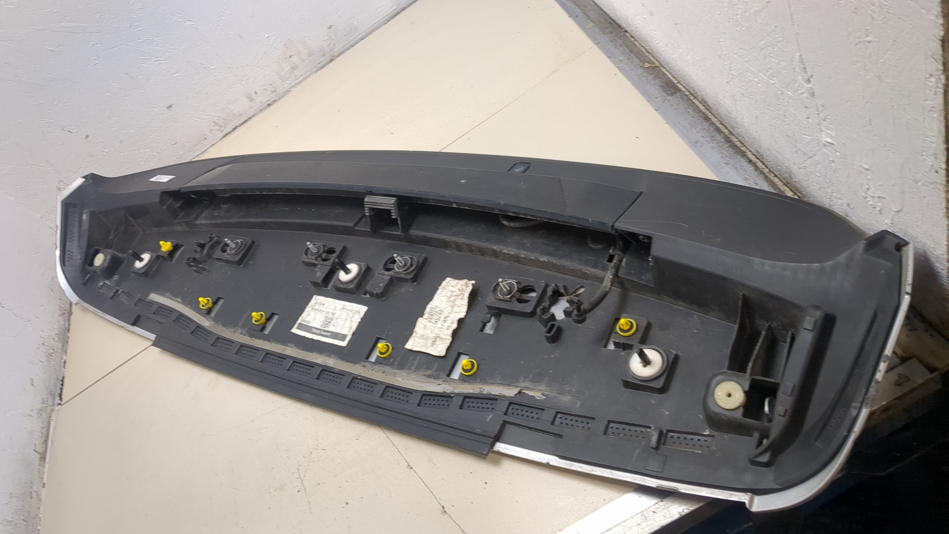 Спойлер переднего бампера