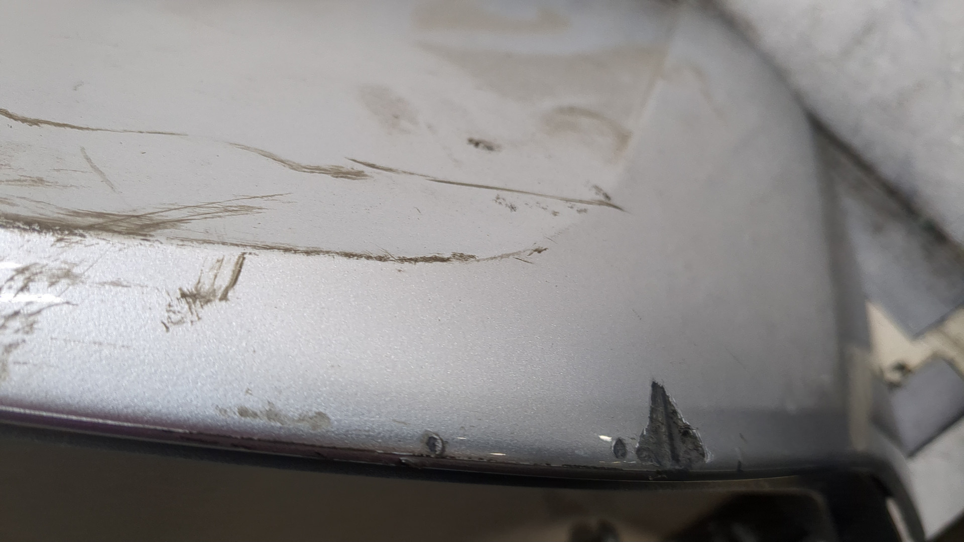 Спойлер переднего бампера