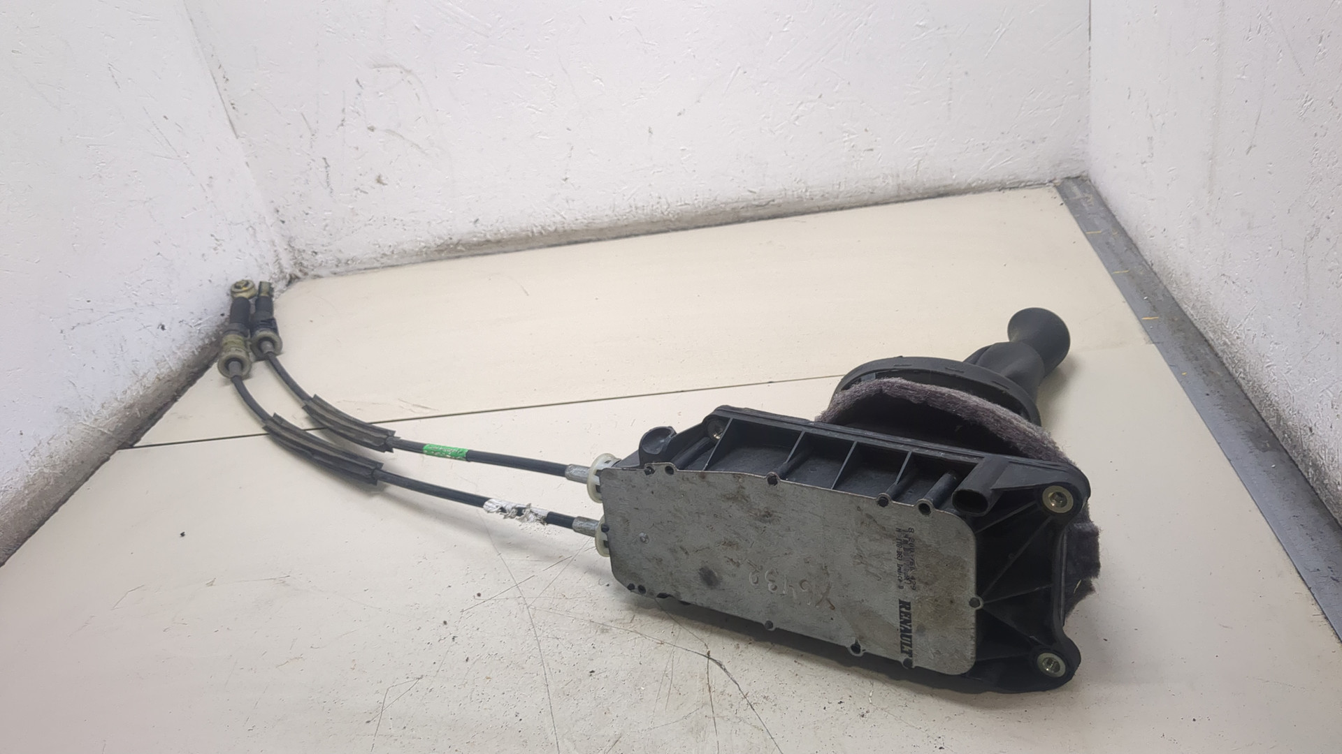 Кулиса МКПП / АКПП