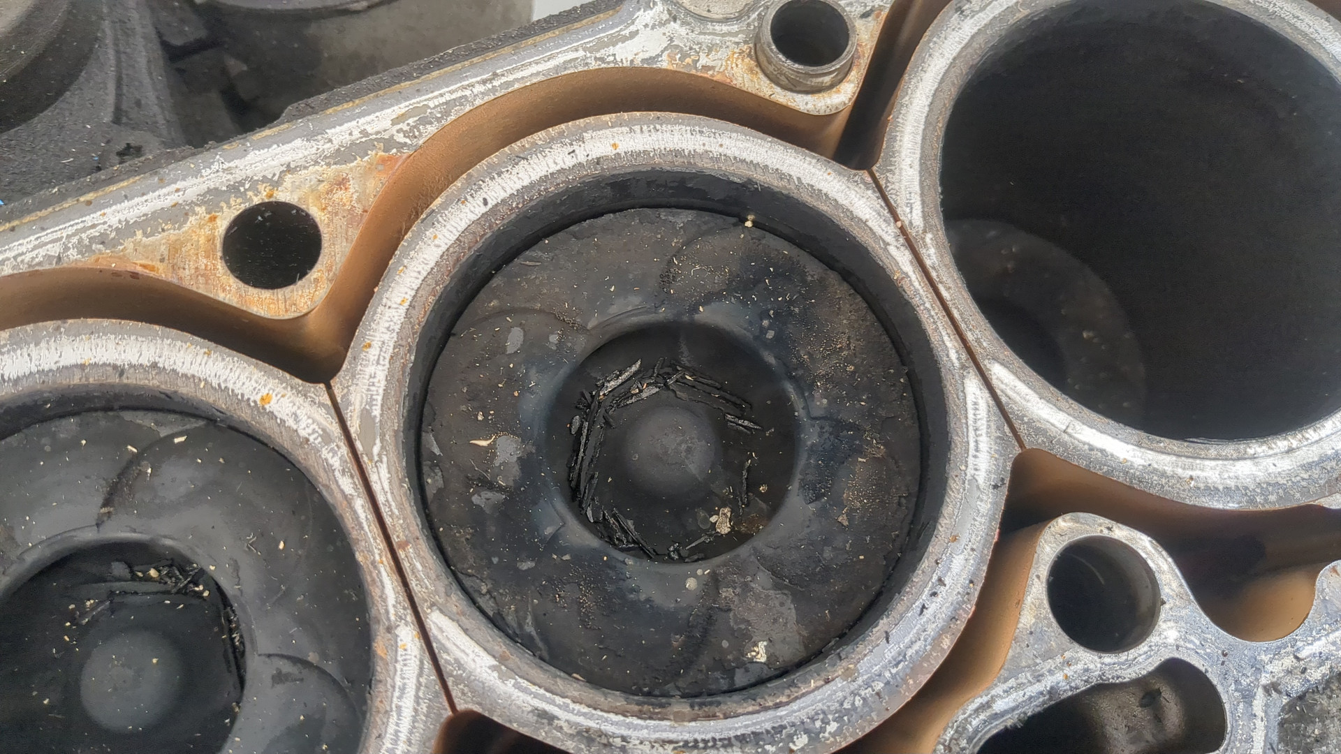 Блок двигателя