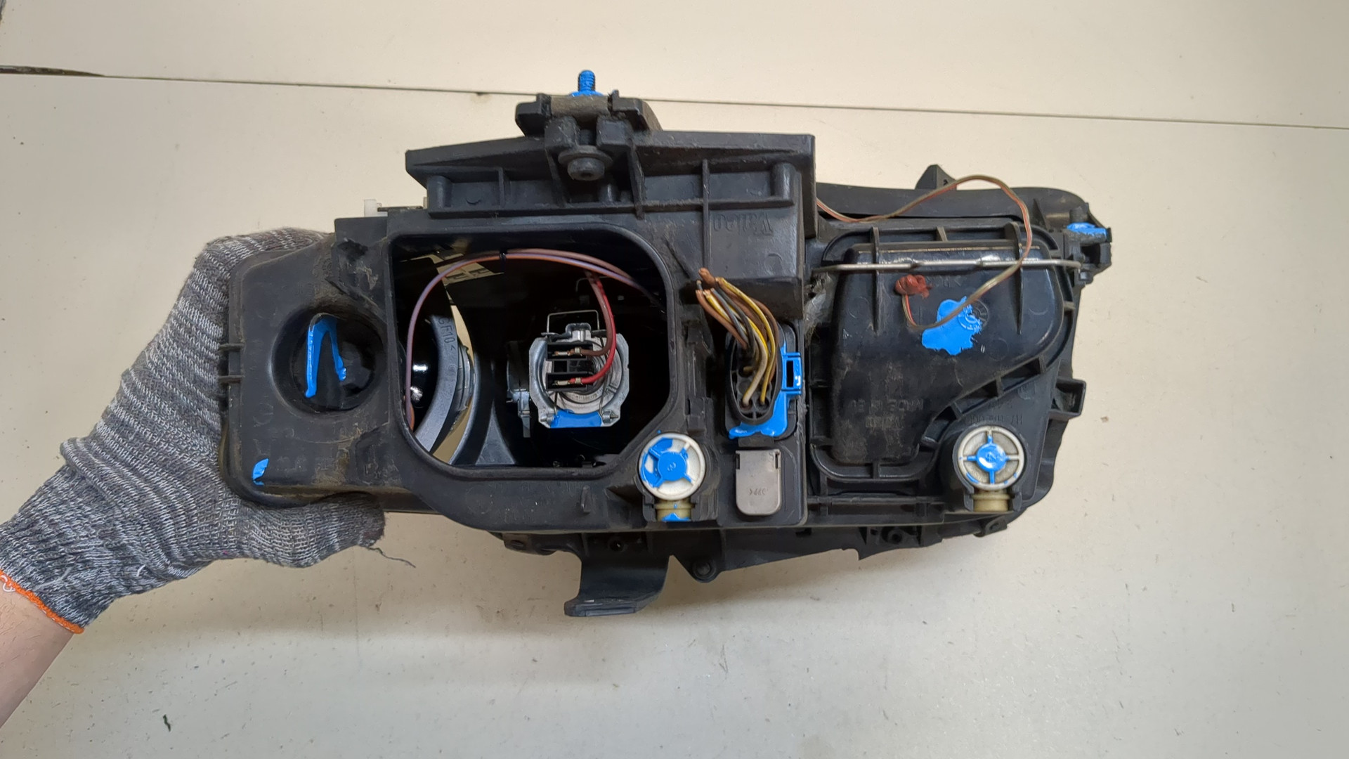 Фара правая