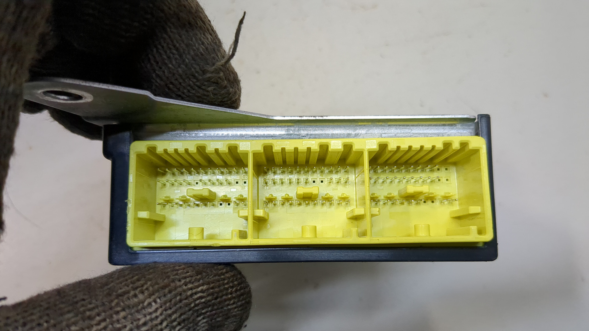 Блок управления подушек безопасности (AIR BAG)