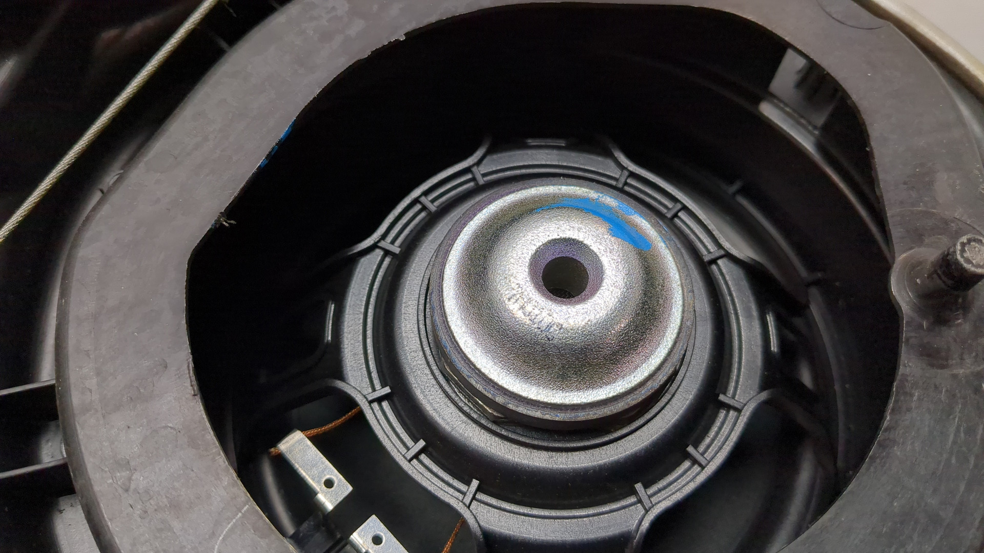 Стеклоподъемник электр. задний левый