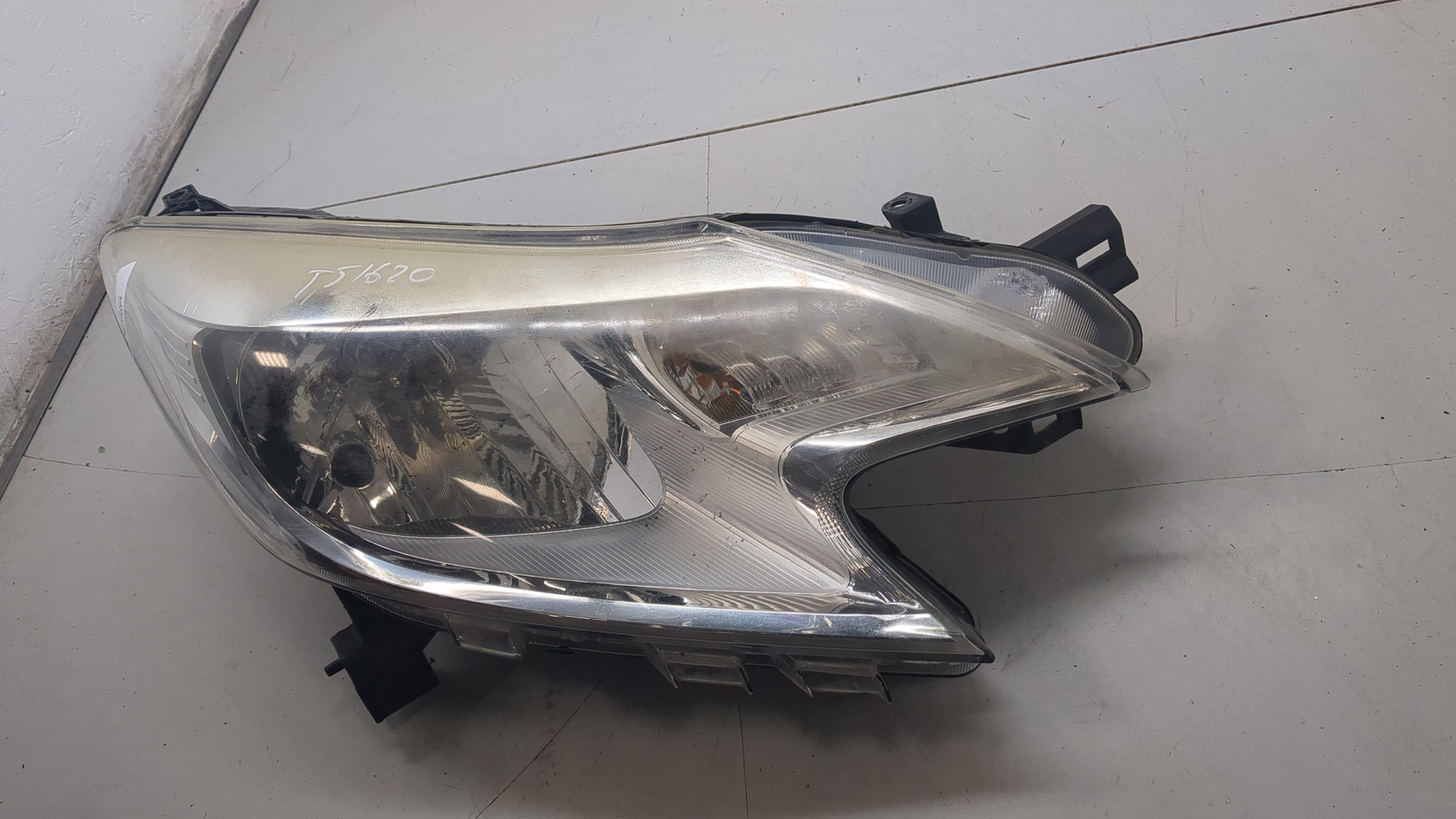 Фара правая для Note (E12) 2012-2020