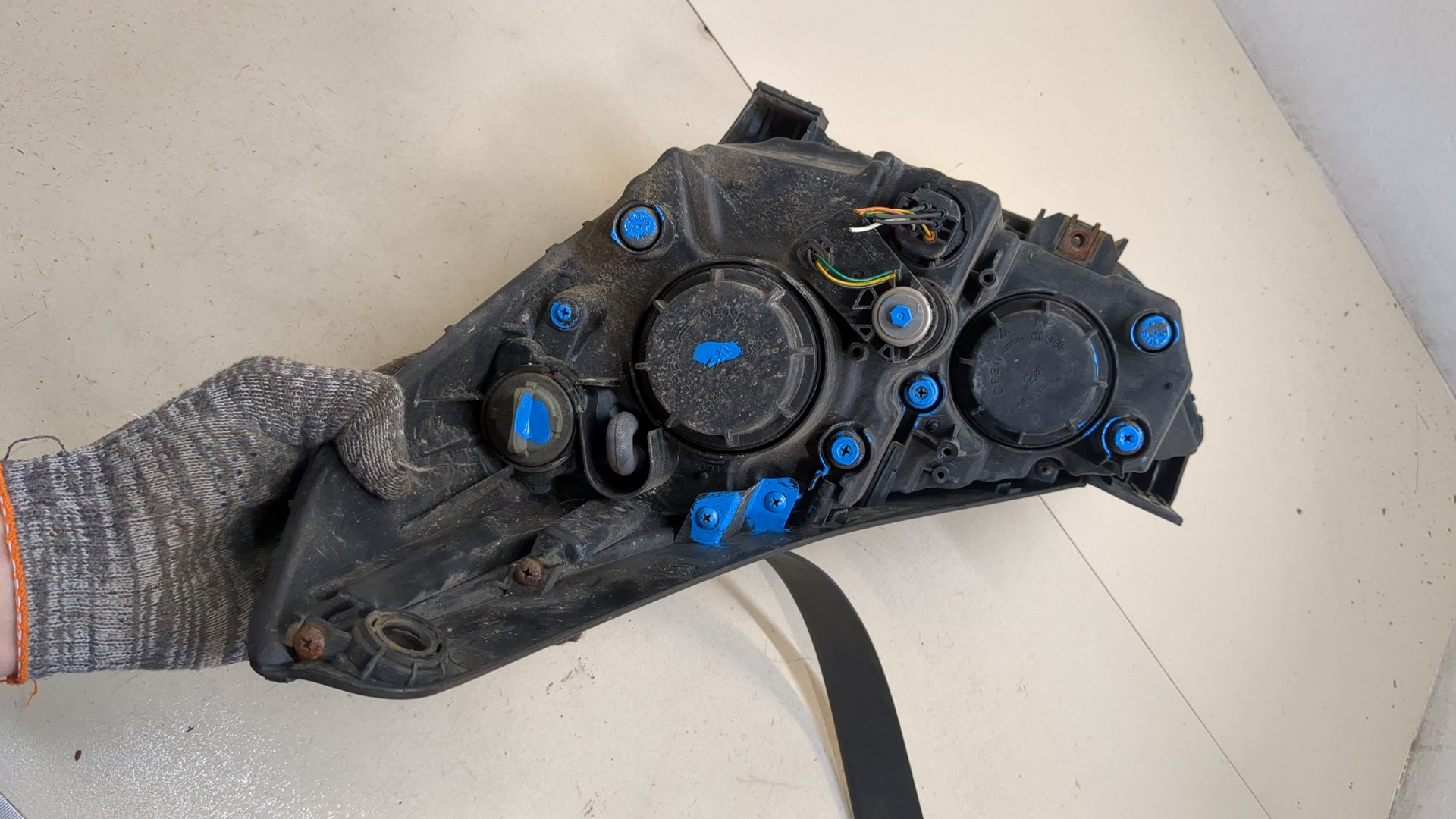 Фара правая