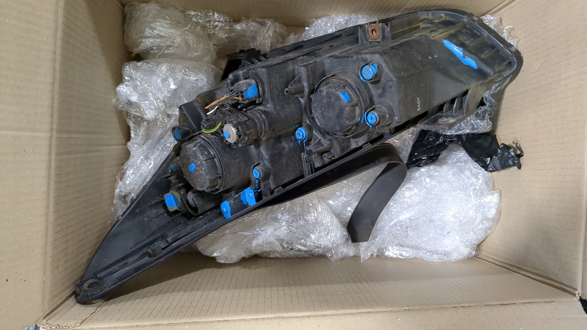 Фара правая