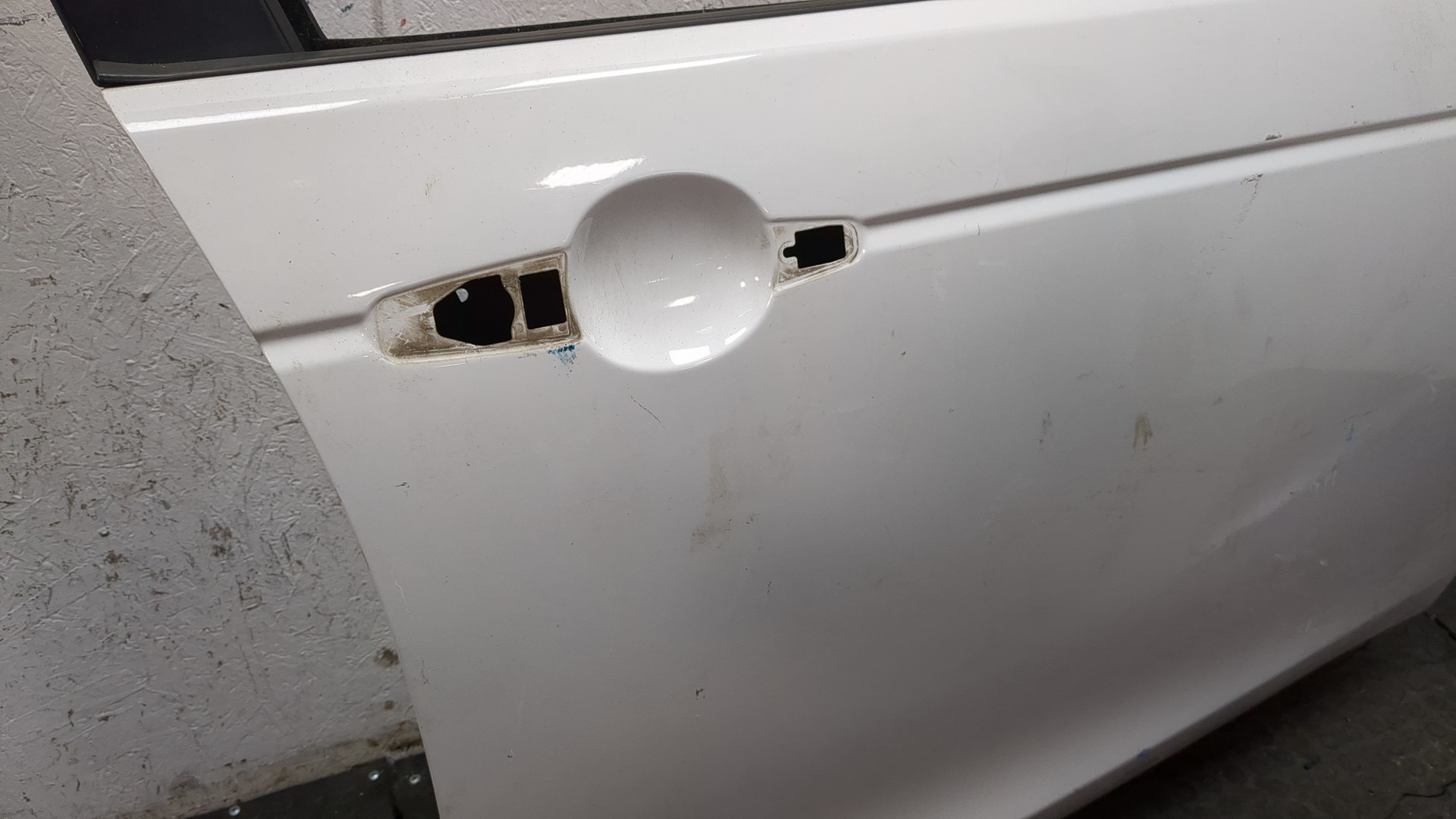 Дверь передняя правая