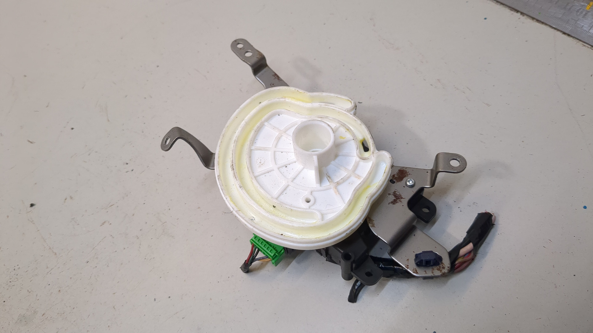 Моторчик заслонки печки