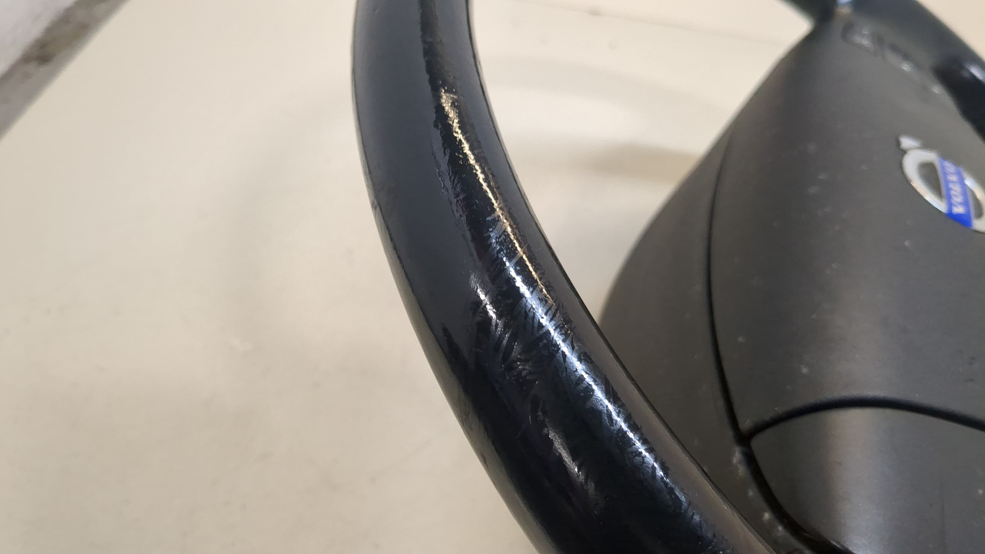 Рулевое колесо (руль)