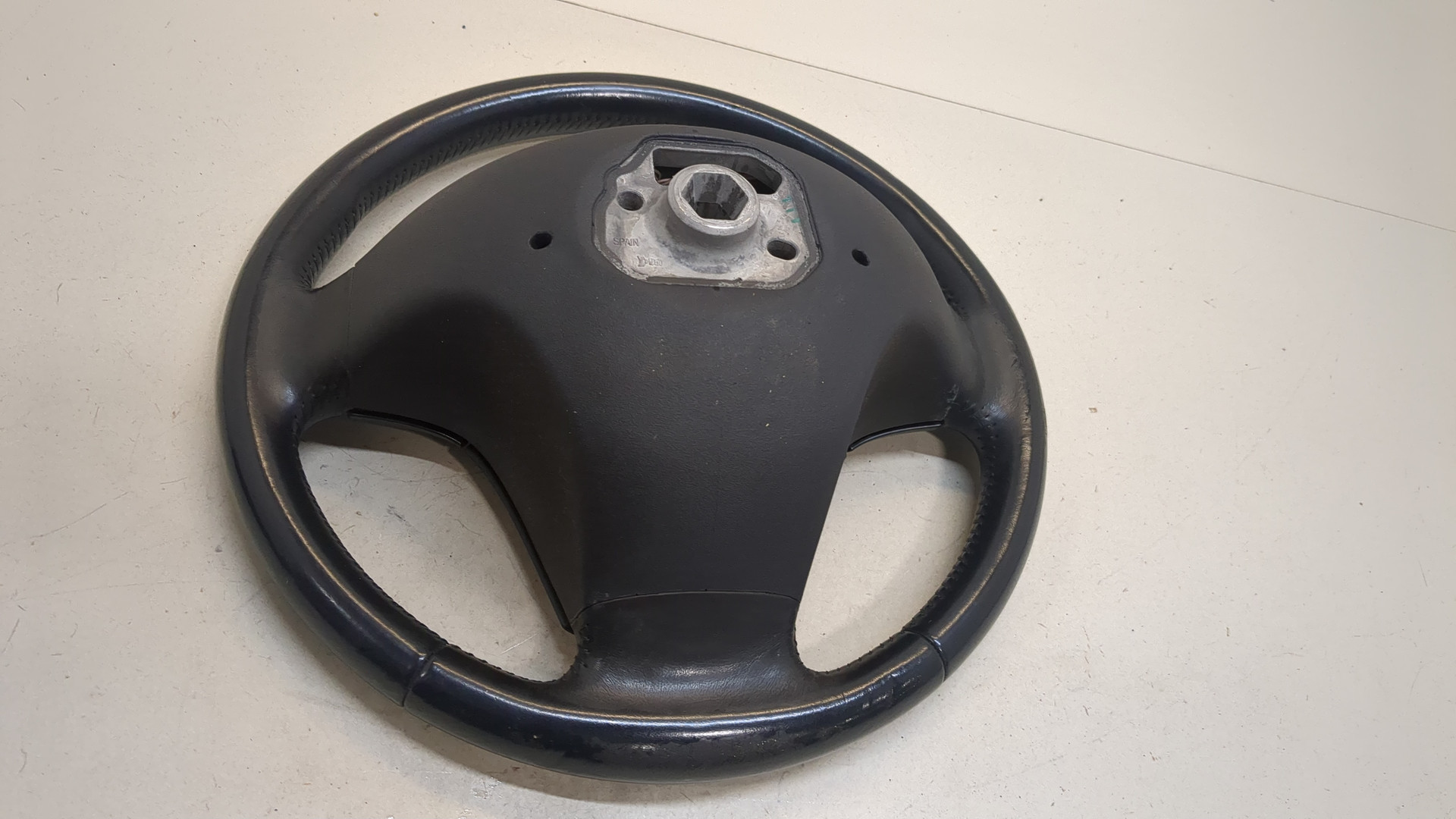 Рулевое колесо (руль)