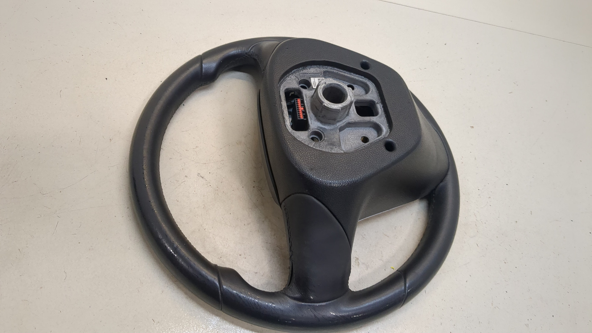 Рулевое колесо (руль)