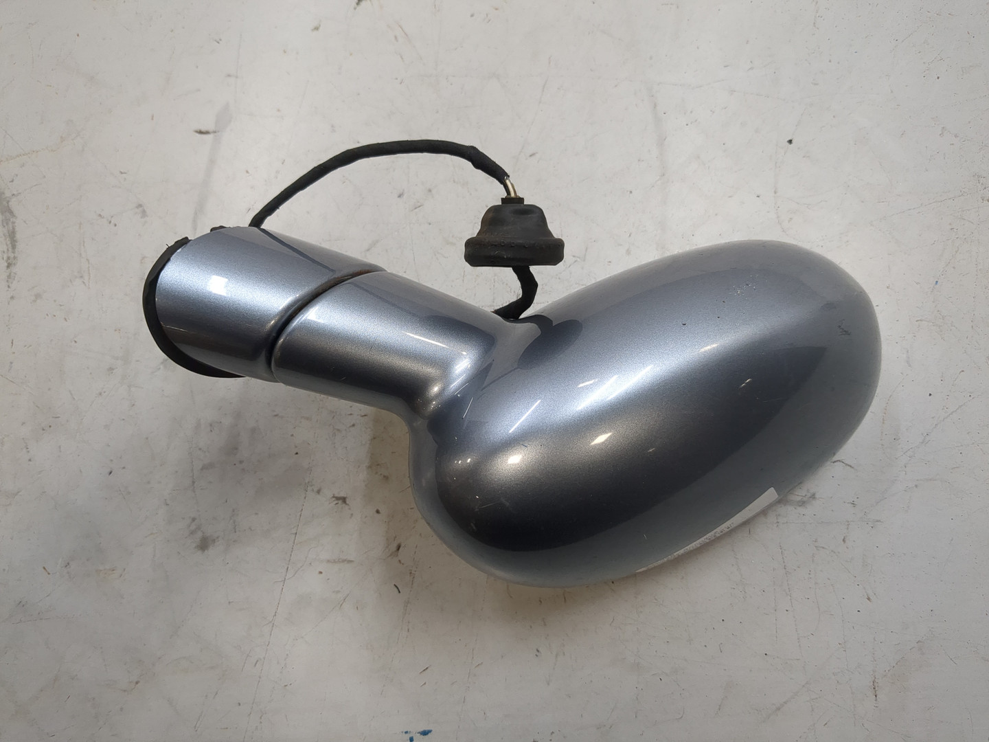 Зеркало правое электрическое