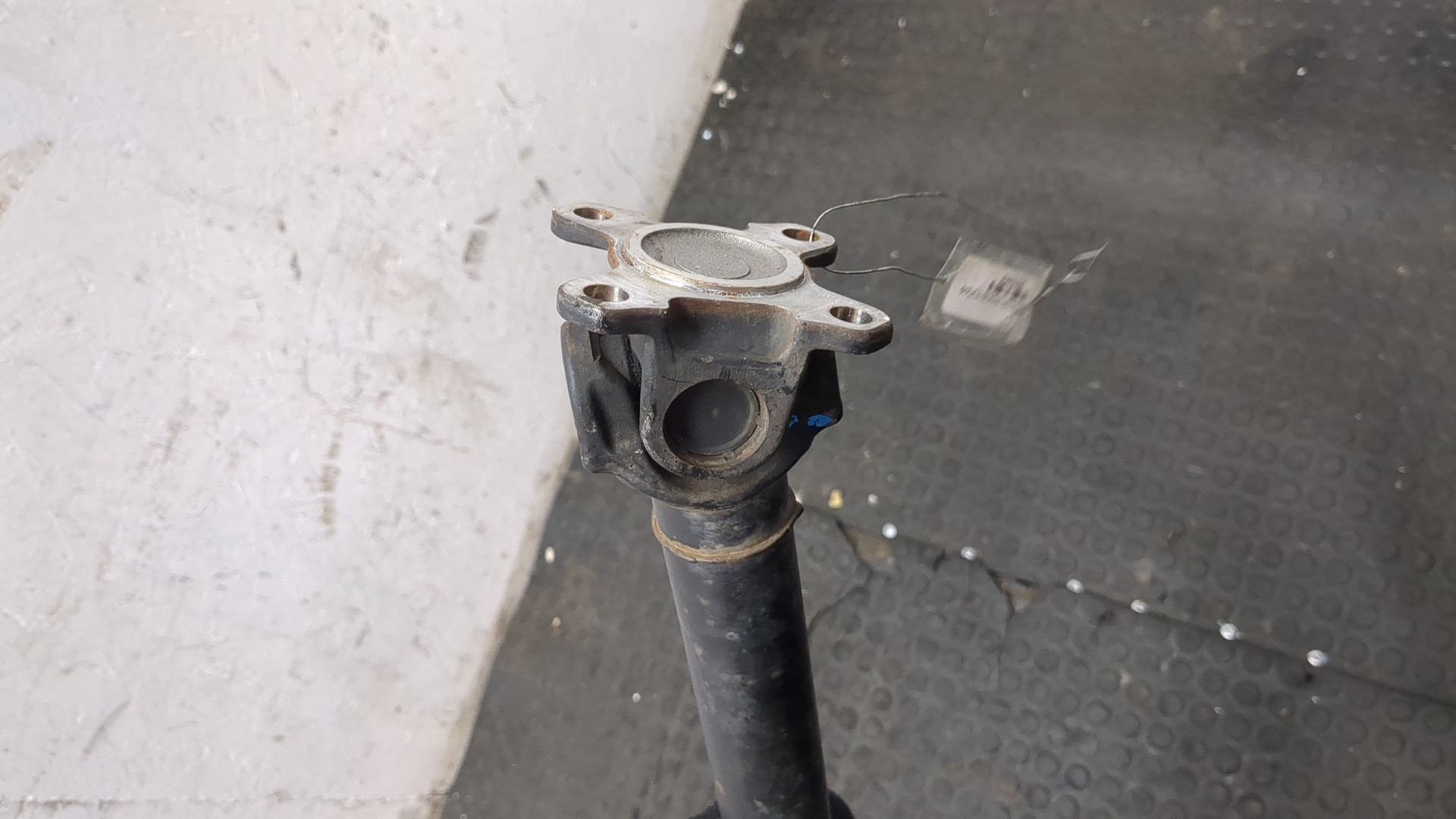 Вал карданный передний