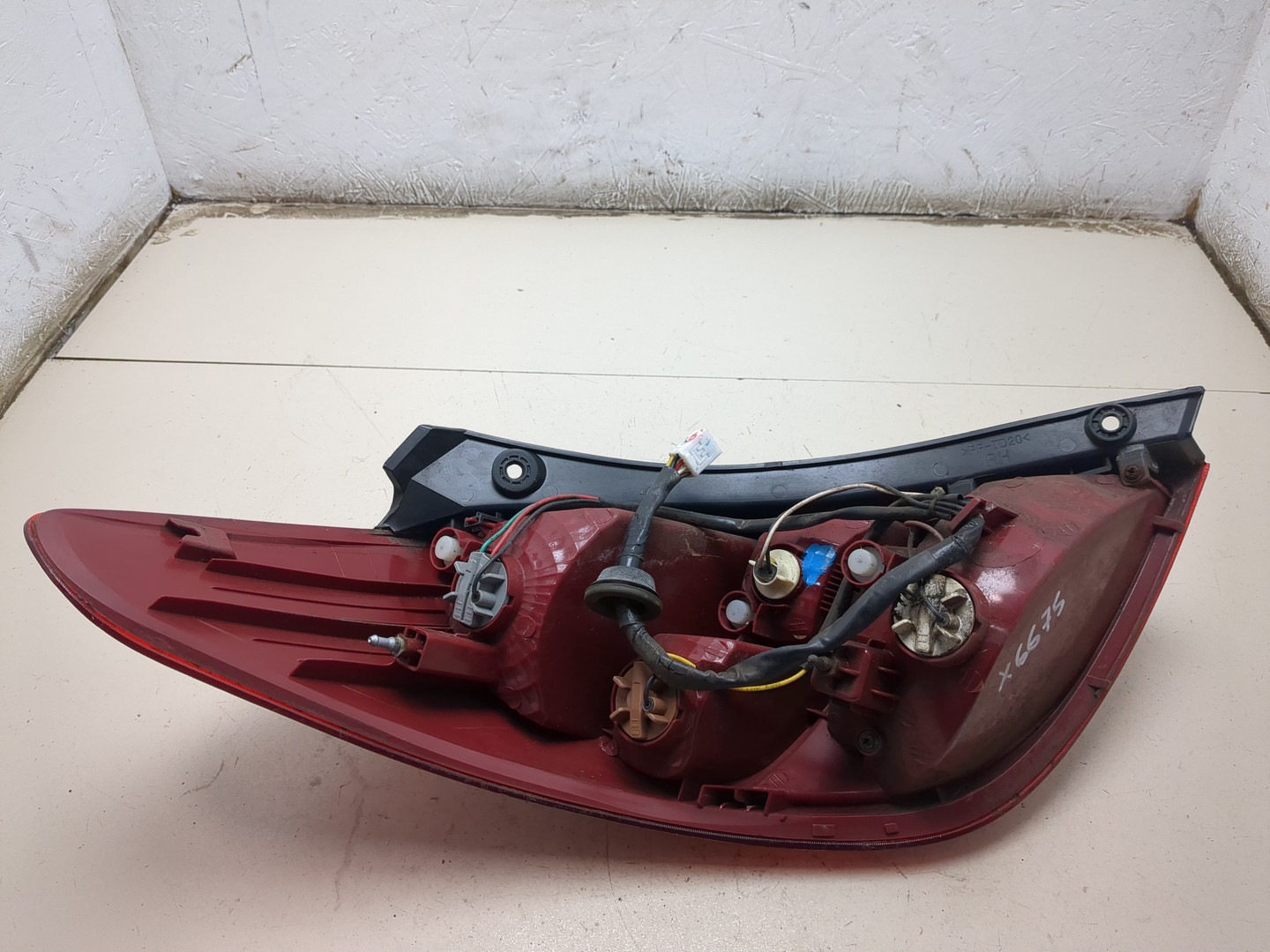 Фонарь задний правый