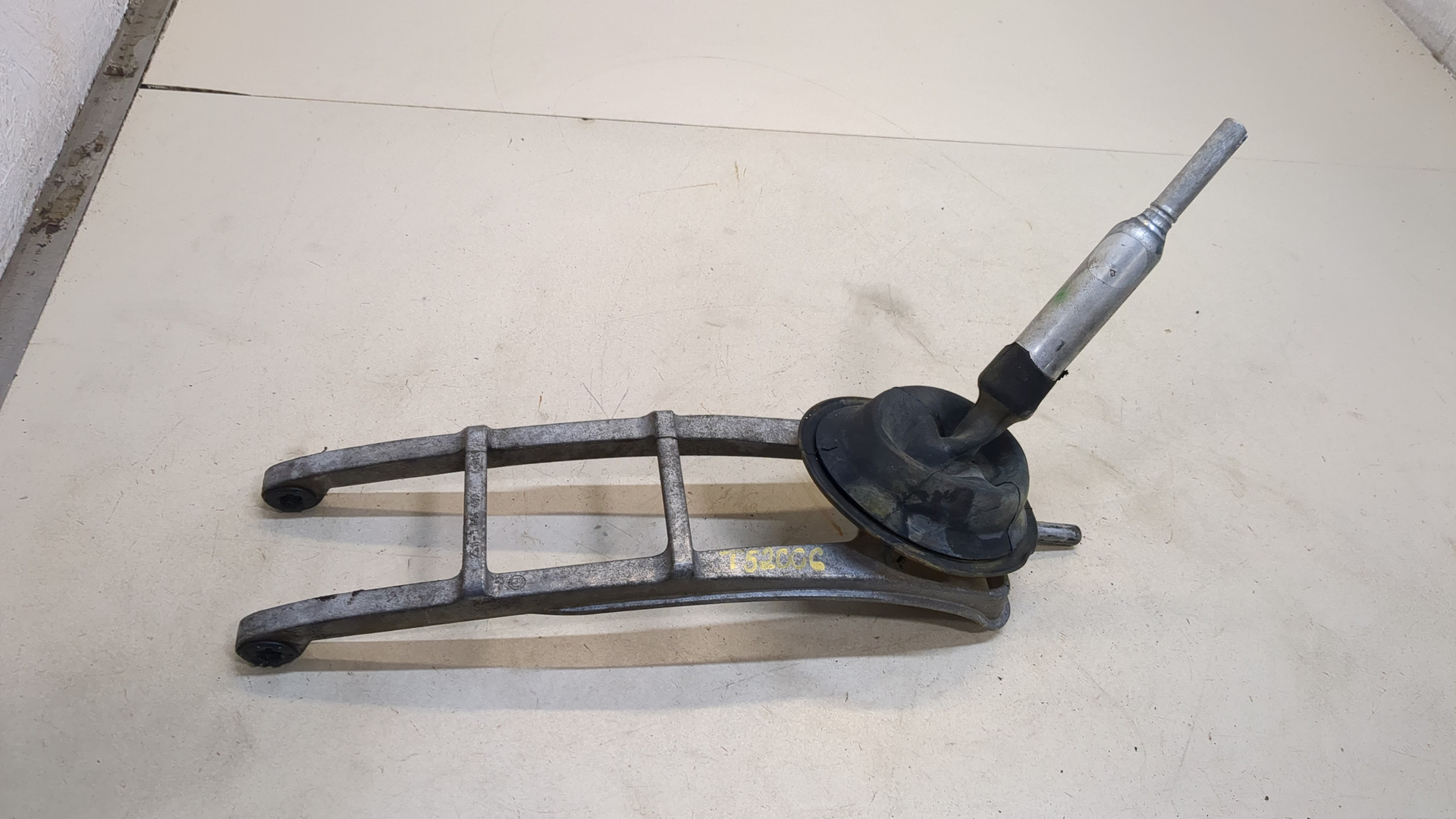 Кулиса МКПП / АКПП