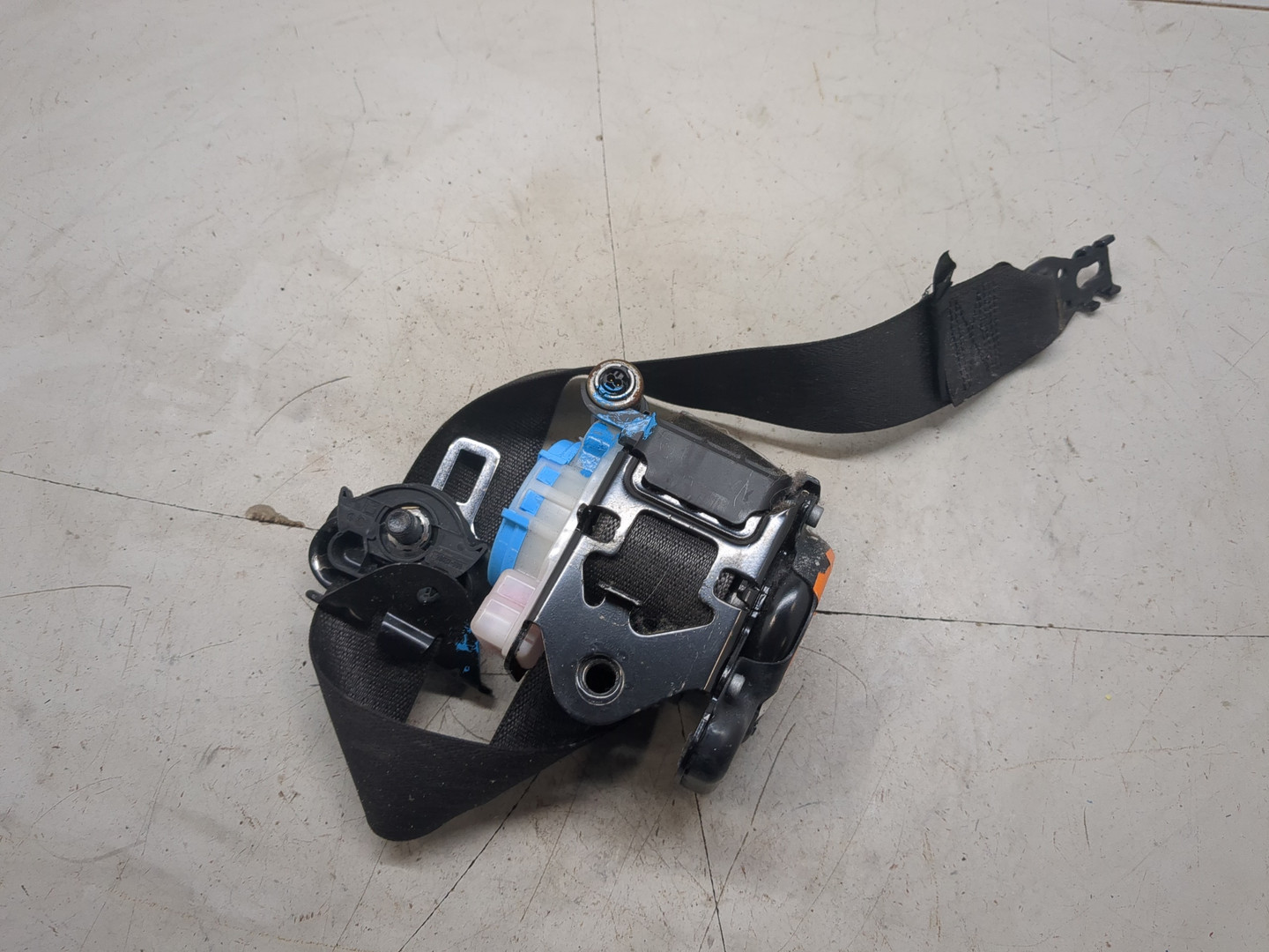 Ремень безопасности