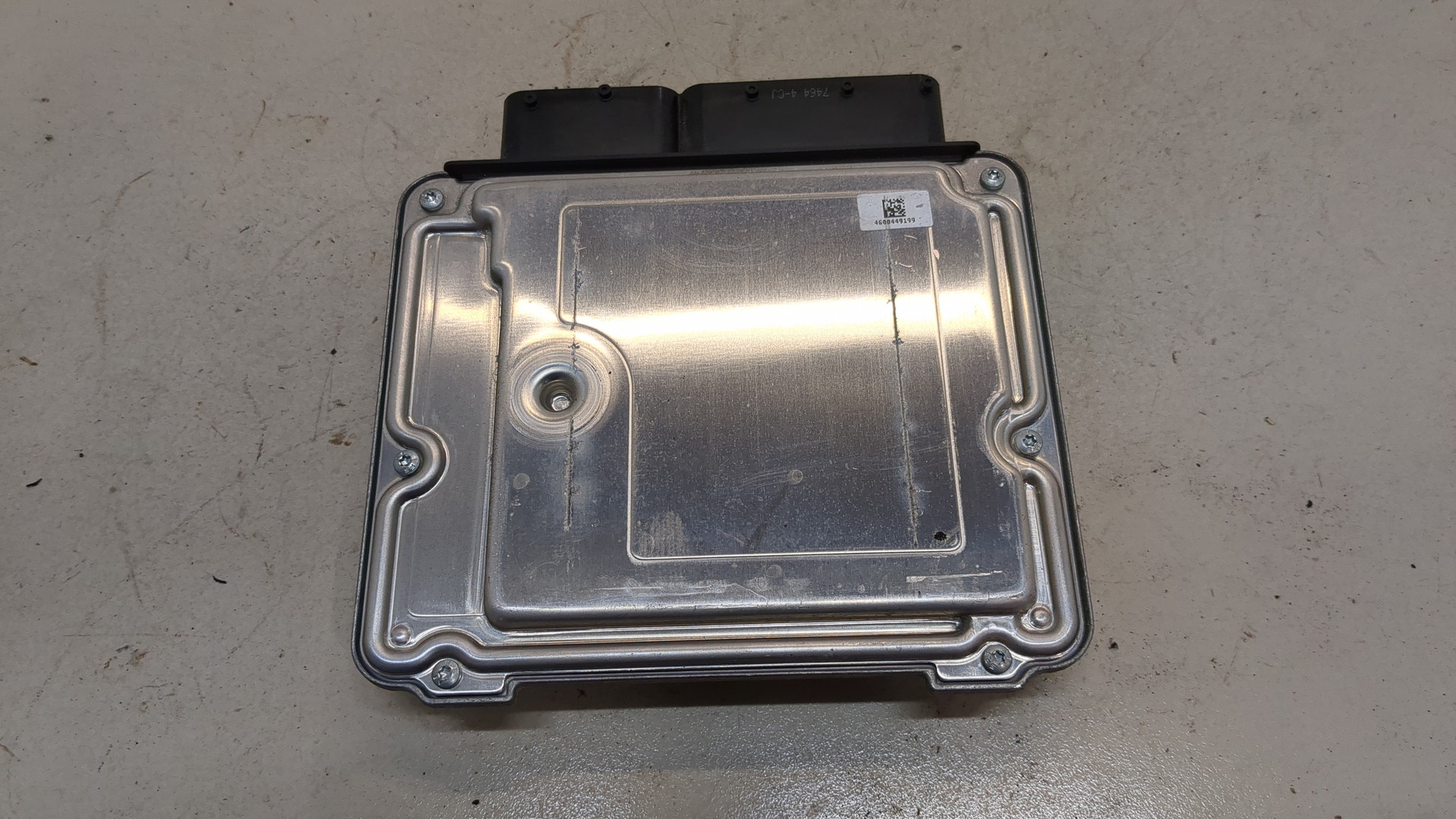 Блок управления двигателем