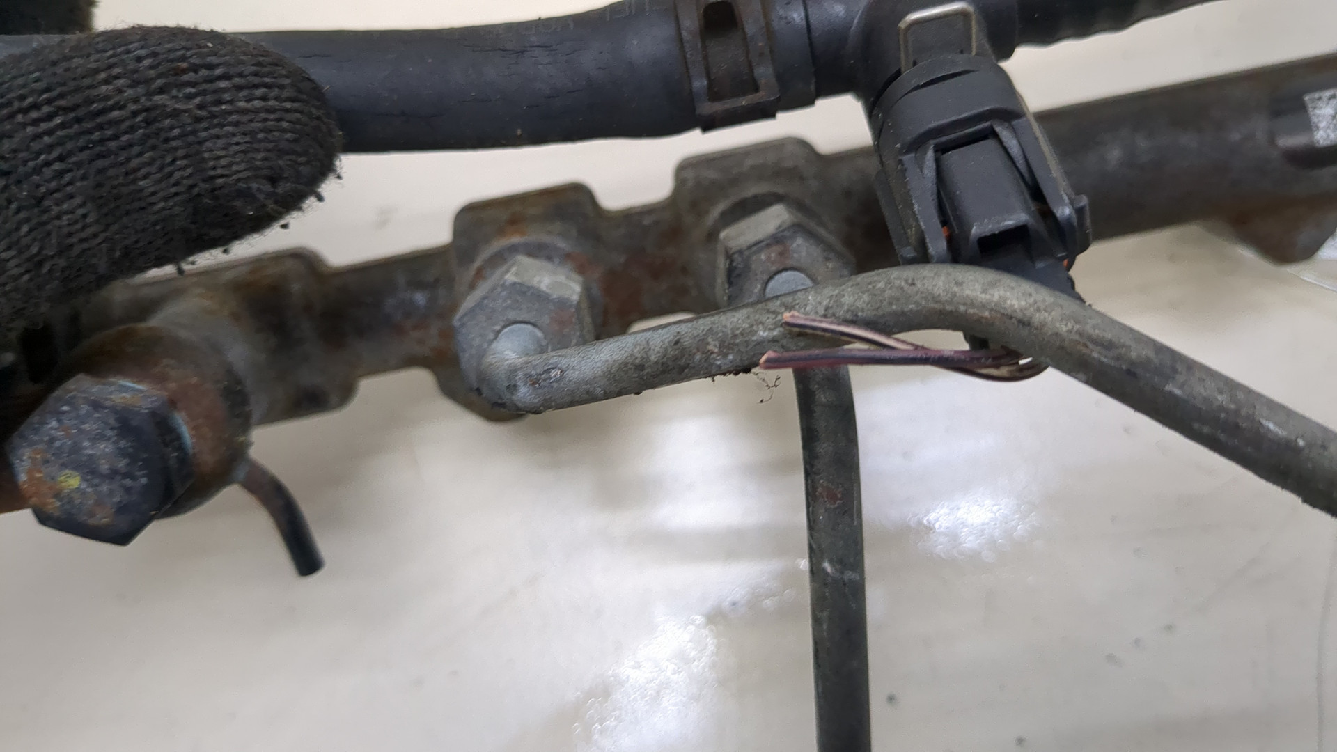 Рейка топливная (рампа)