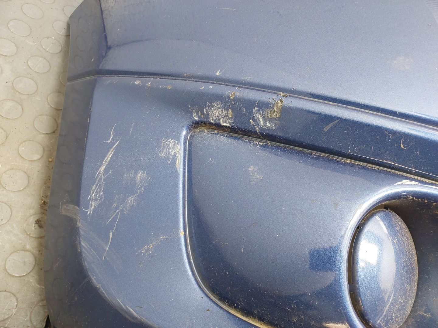 Бампер передний