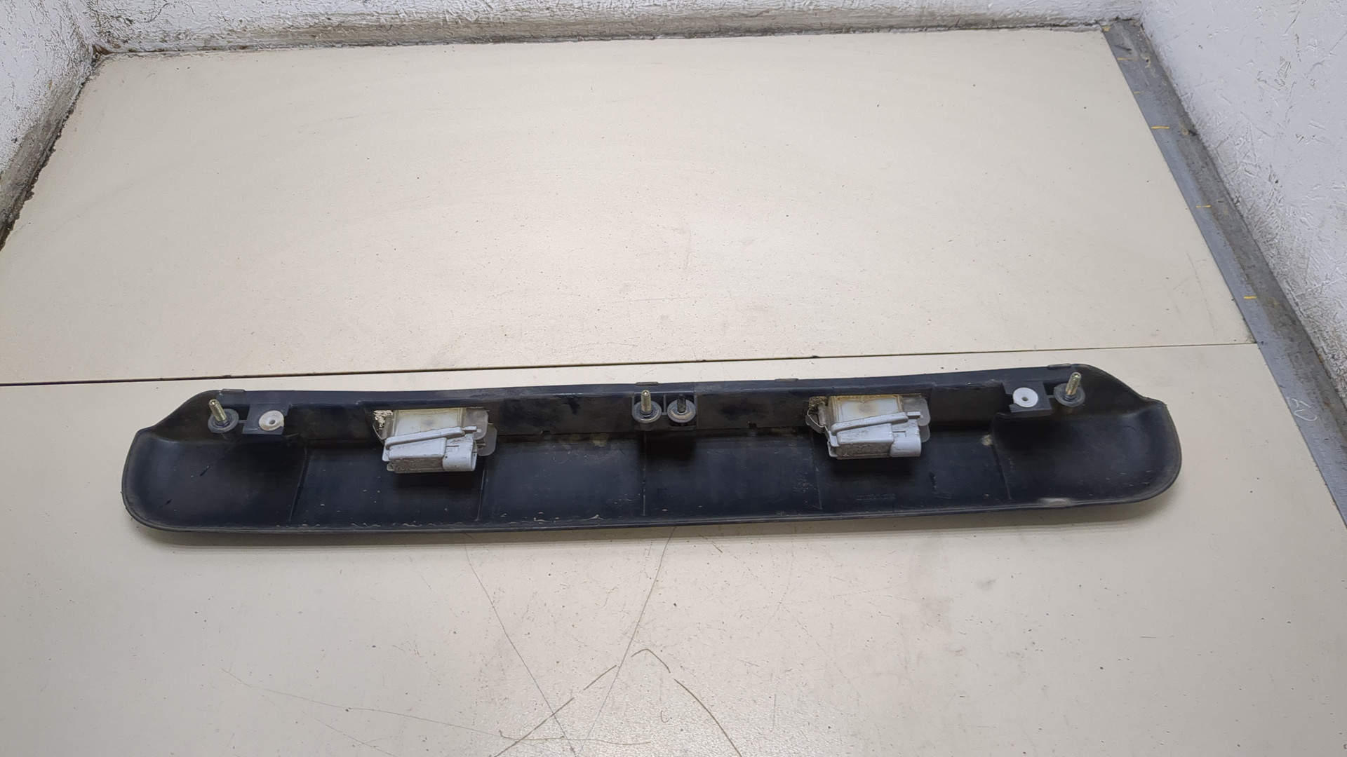 Фонарь подсветки номера