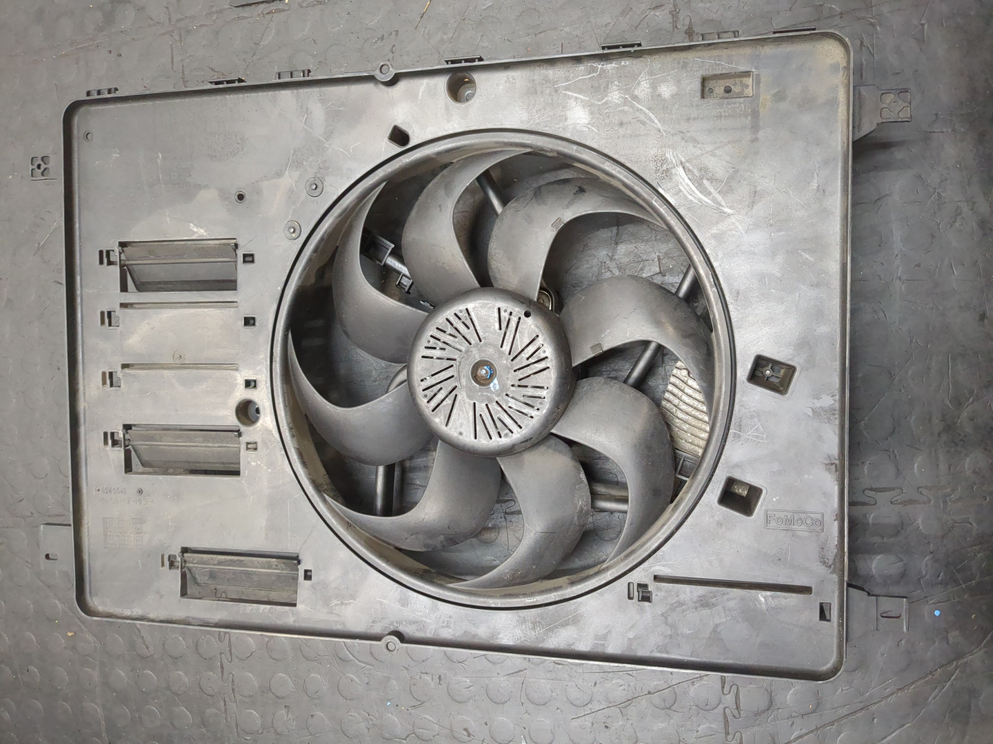 Вентилятор радиатора