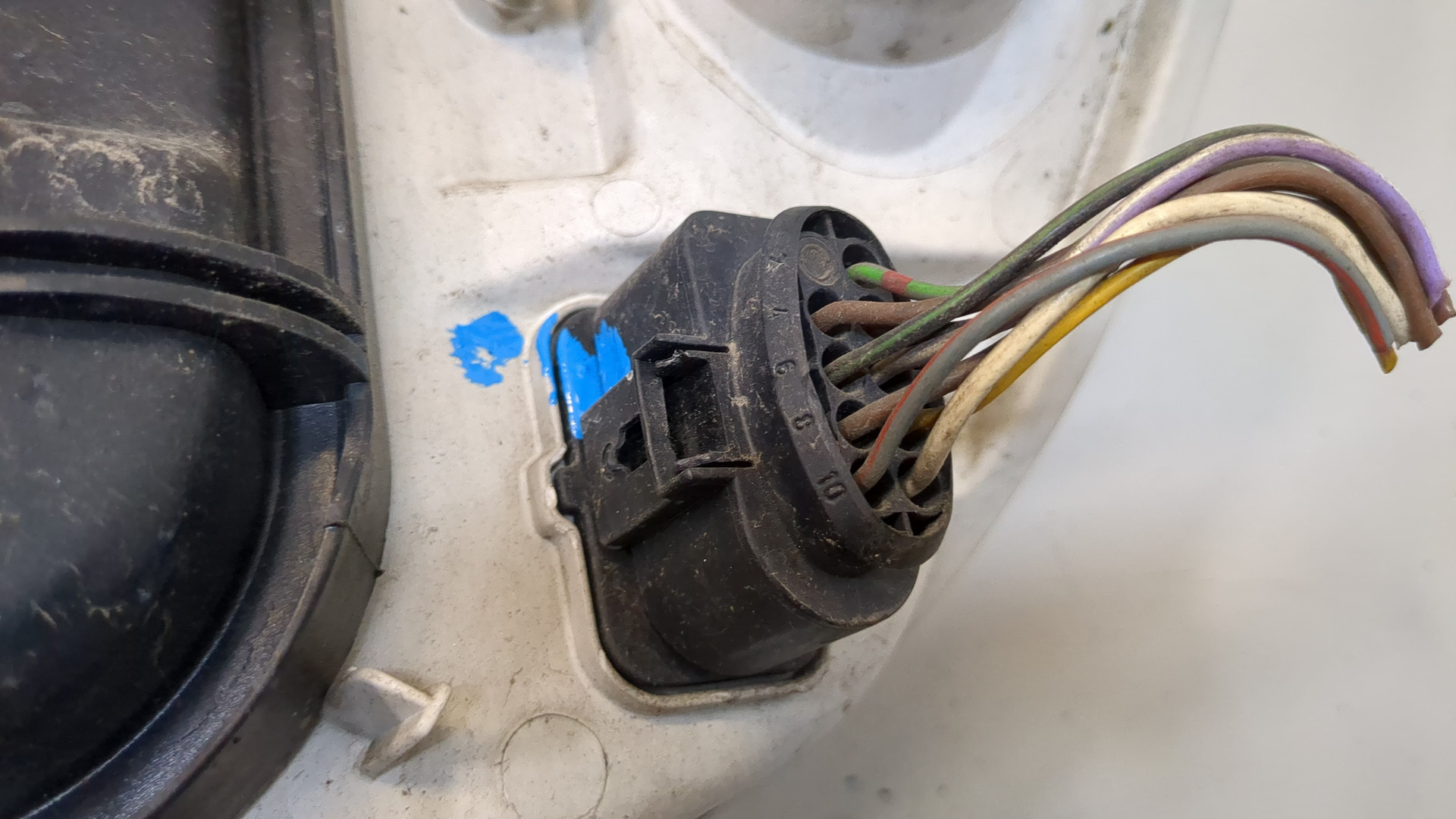 Фара правая