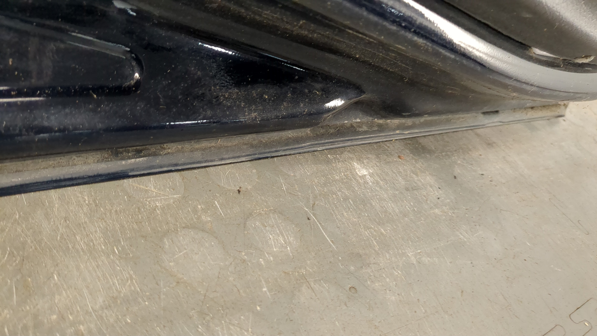 Дверь задняя левая