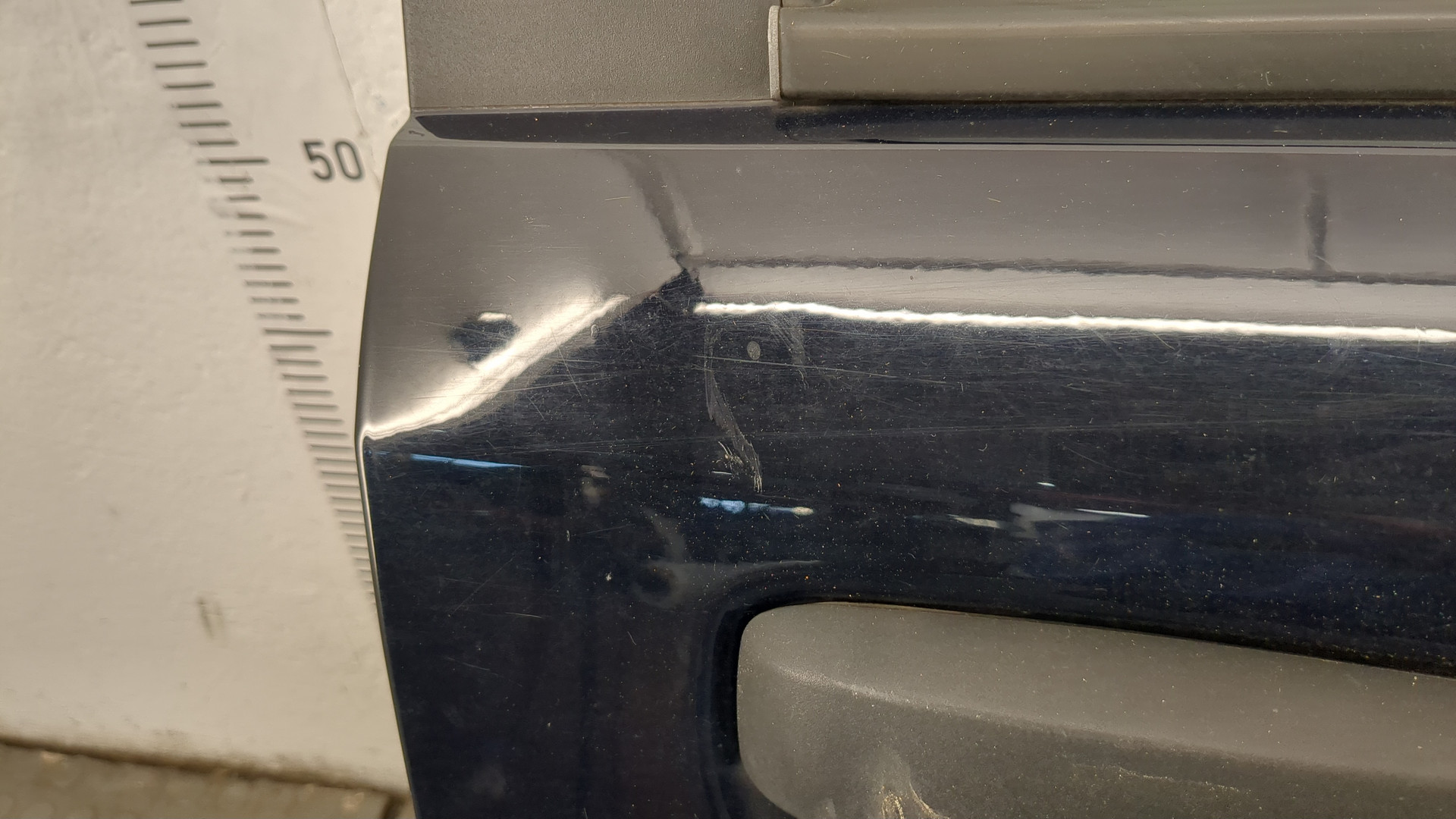 Дверь задняя правая