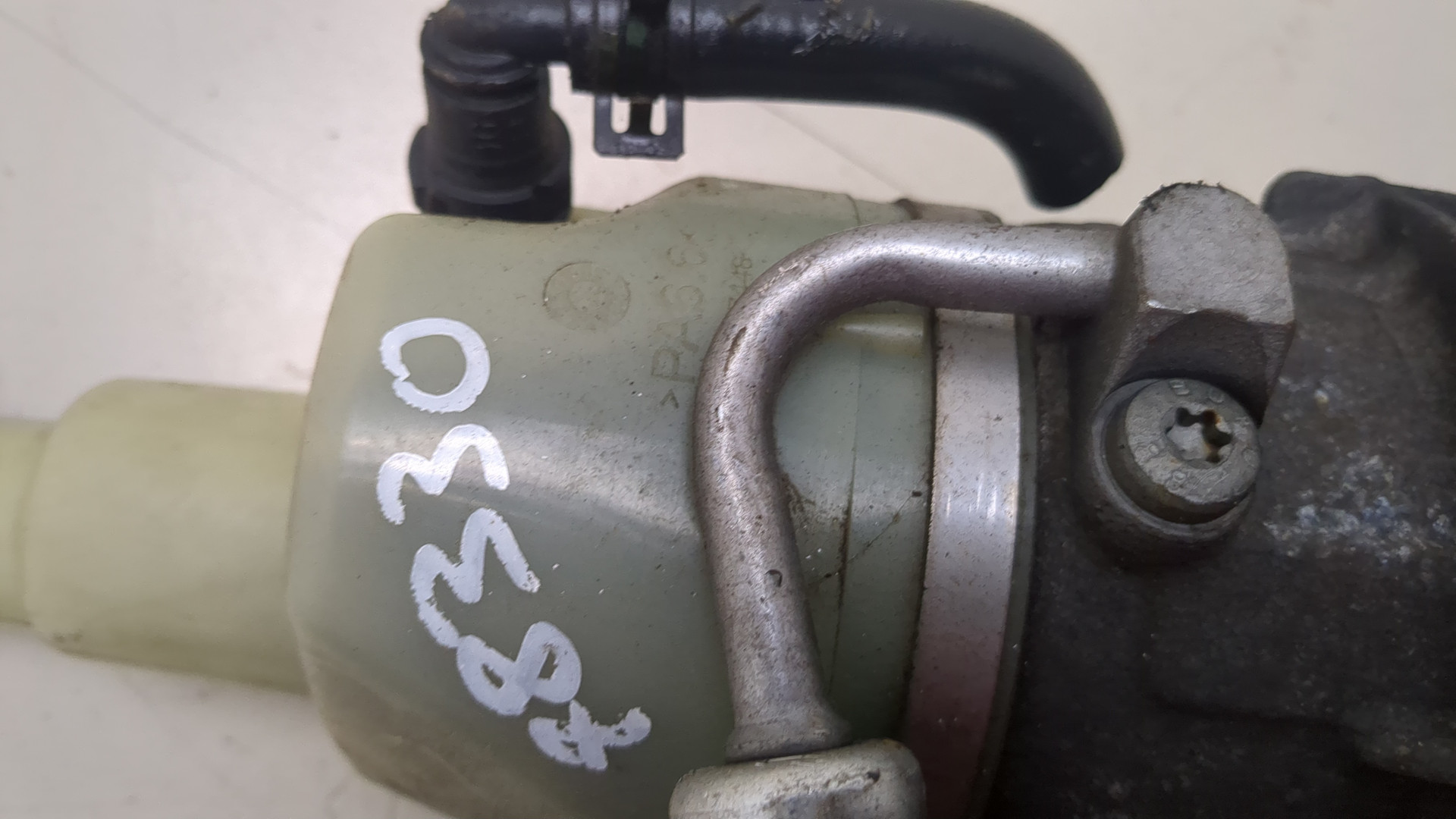 Насос ГУР (гидроусилитель руля)