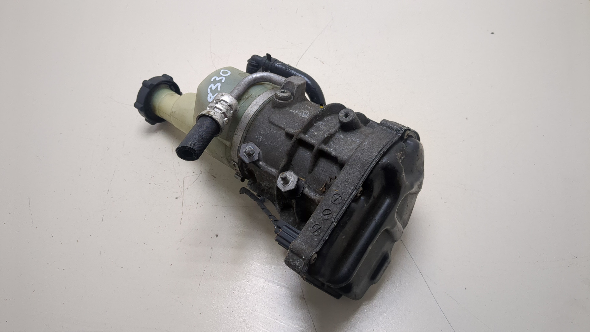 Насос ГУР (гидроусилитель руля)