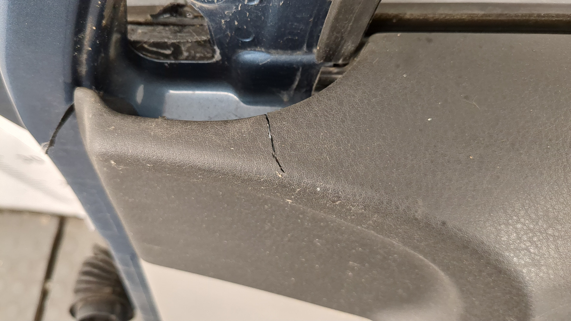 Дверь передняя правая