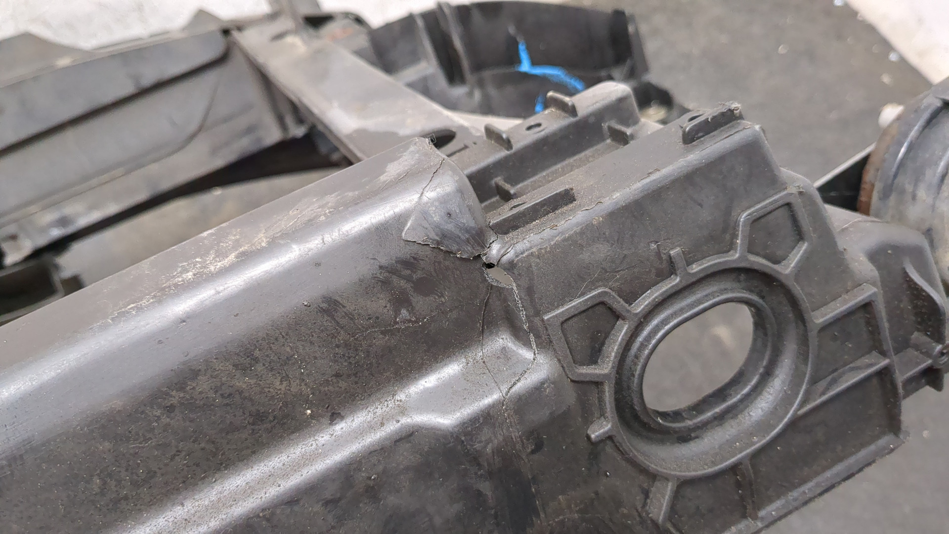 Панель передняя (телевизор)