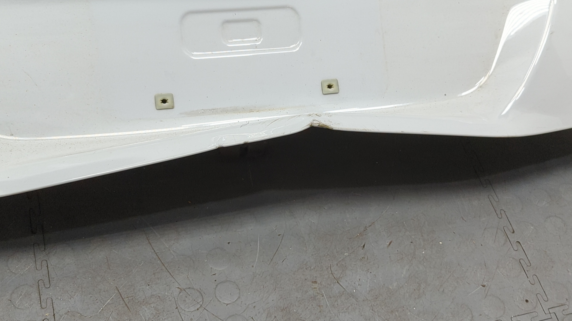 Дверь багажника