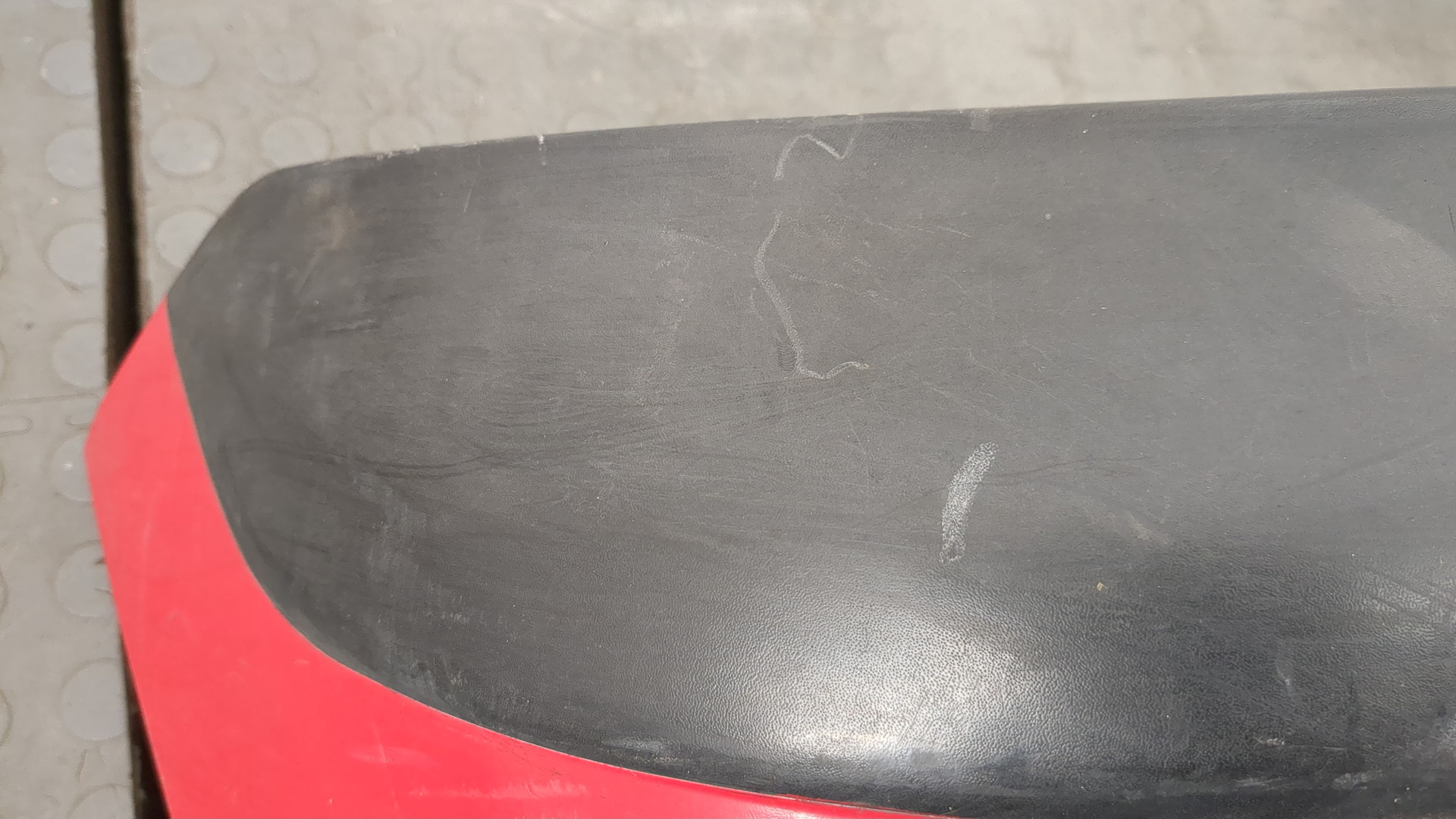 Бампер задний