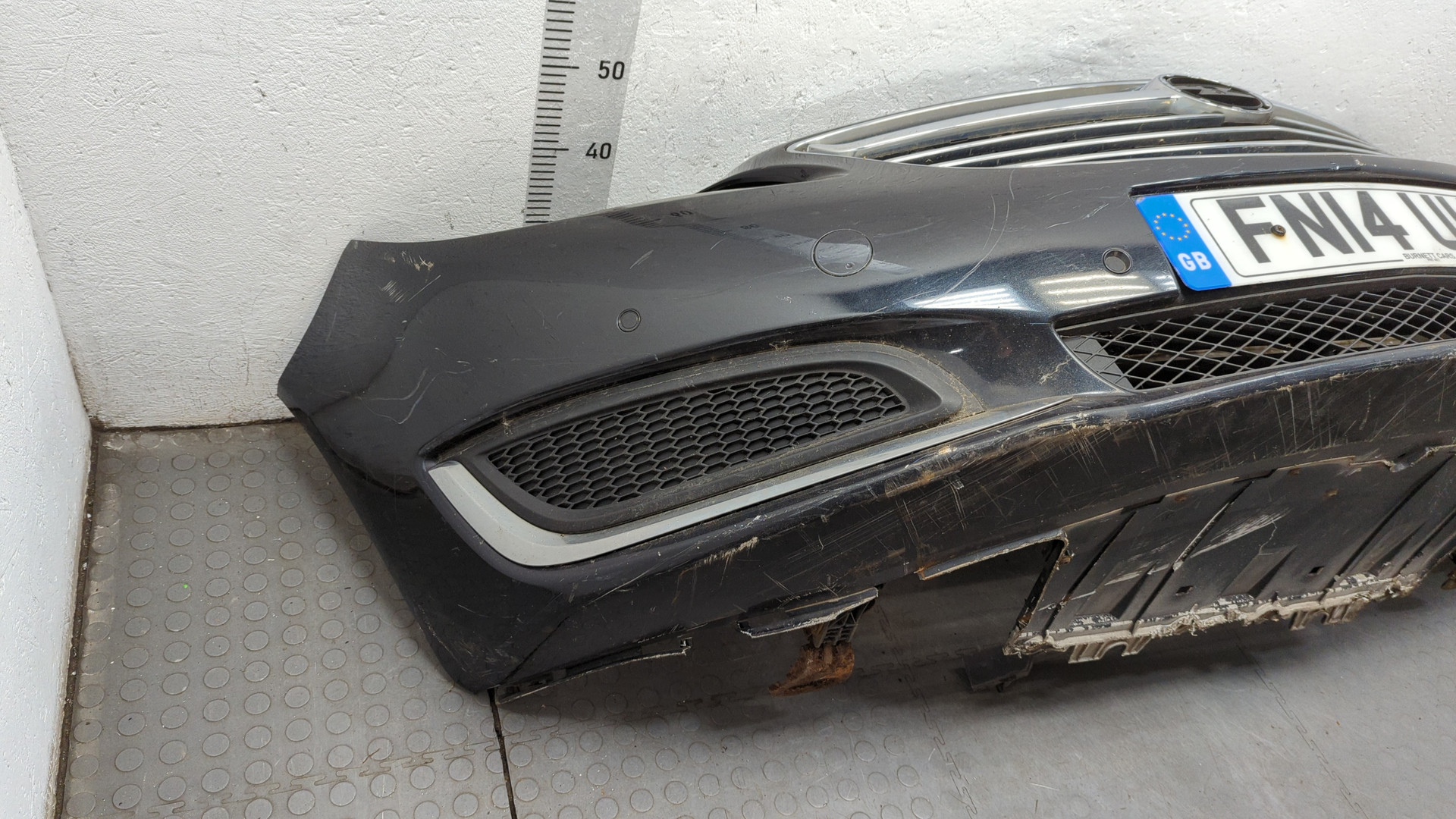 Бампер передний