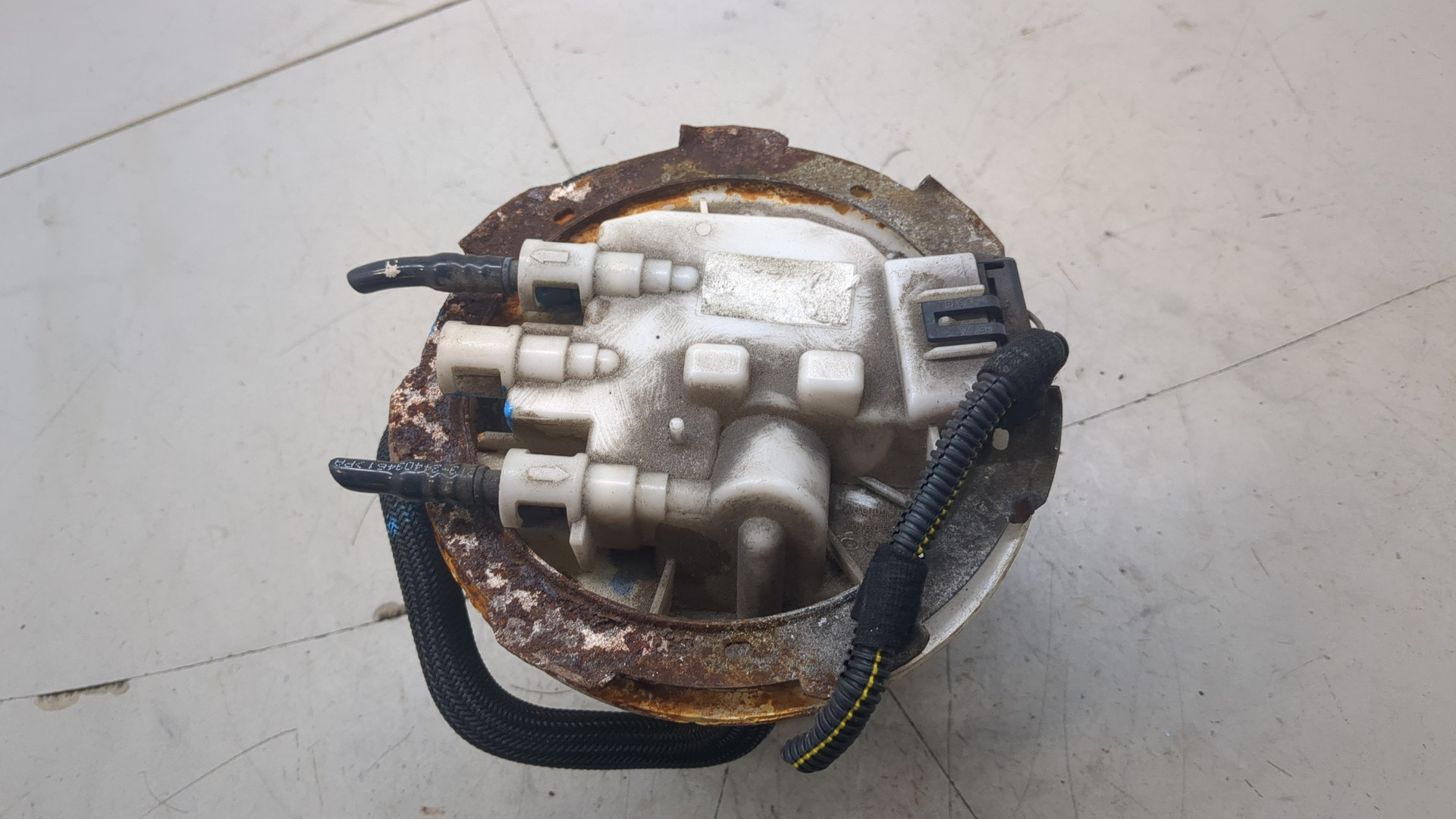 Насос топливный электрический