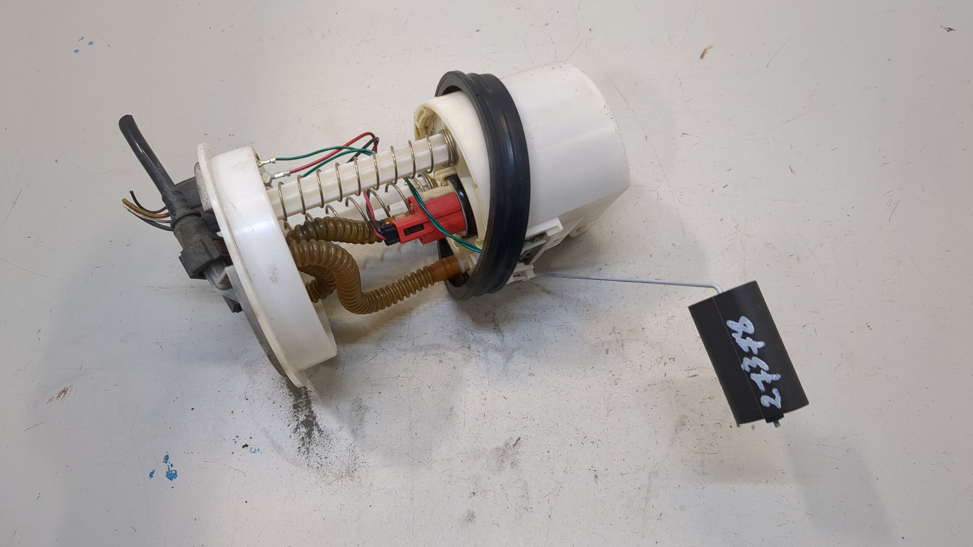 Насос топливный электрический