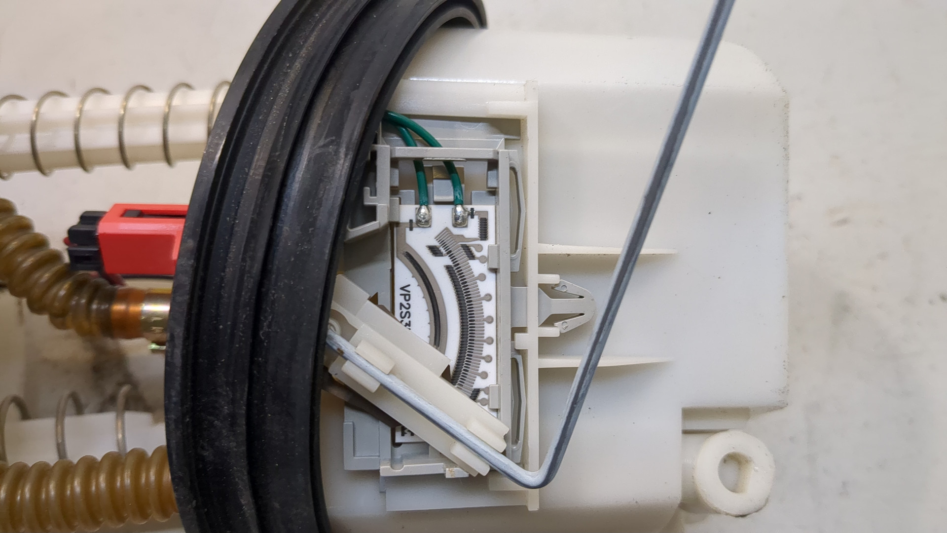 Насос топливный электрический