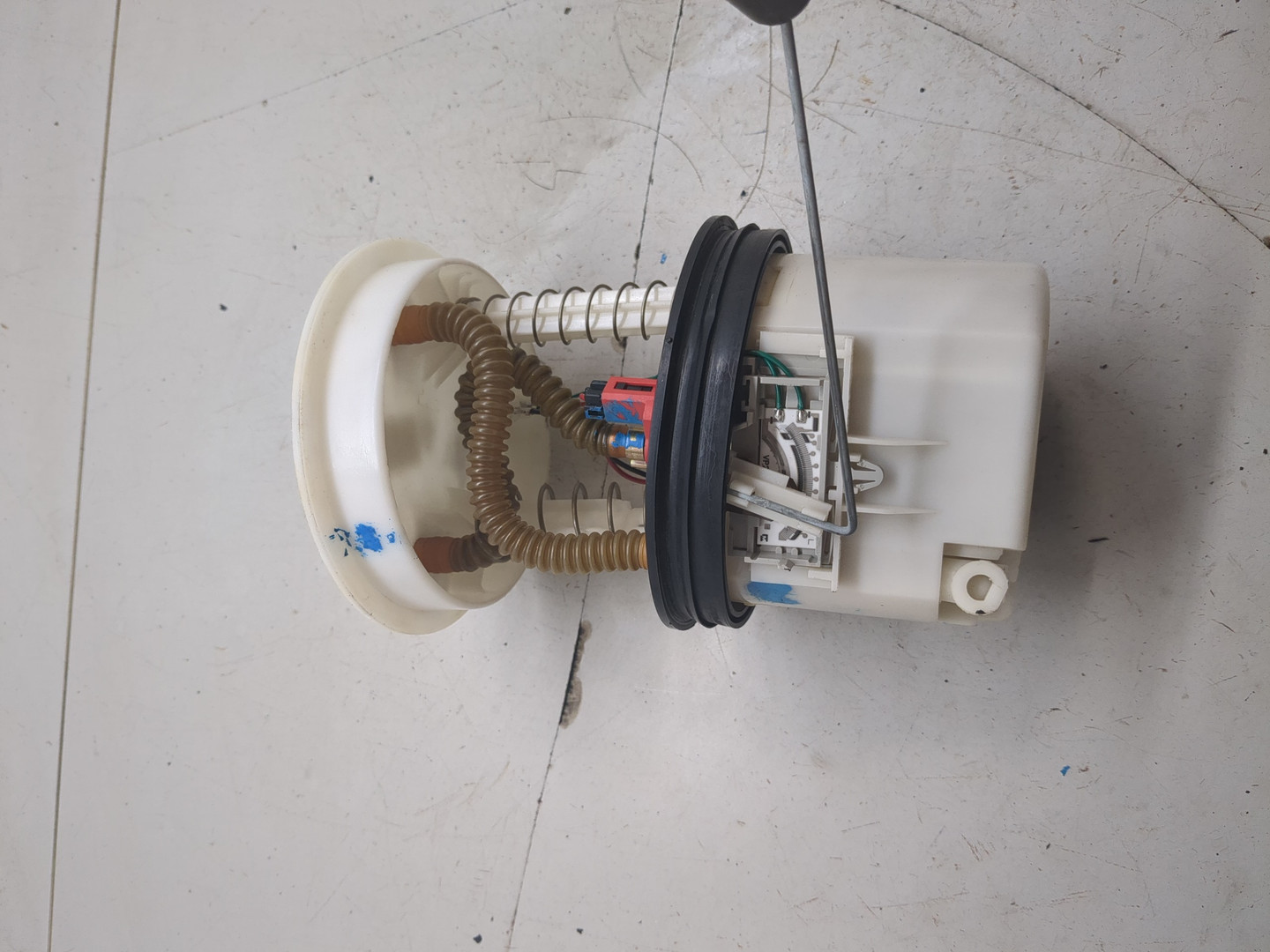 Насос топливный электрический