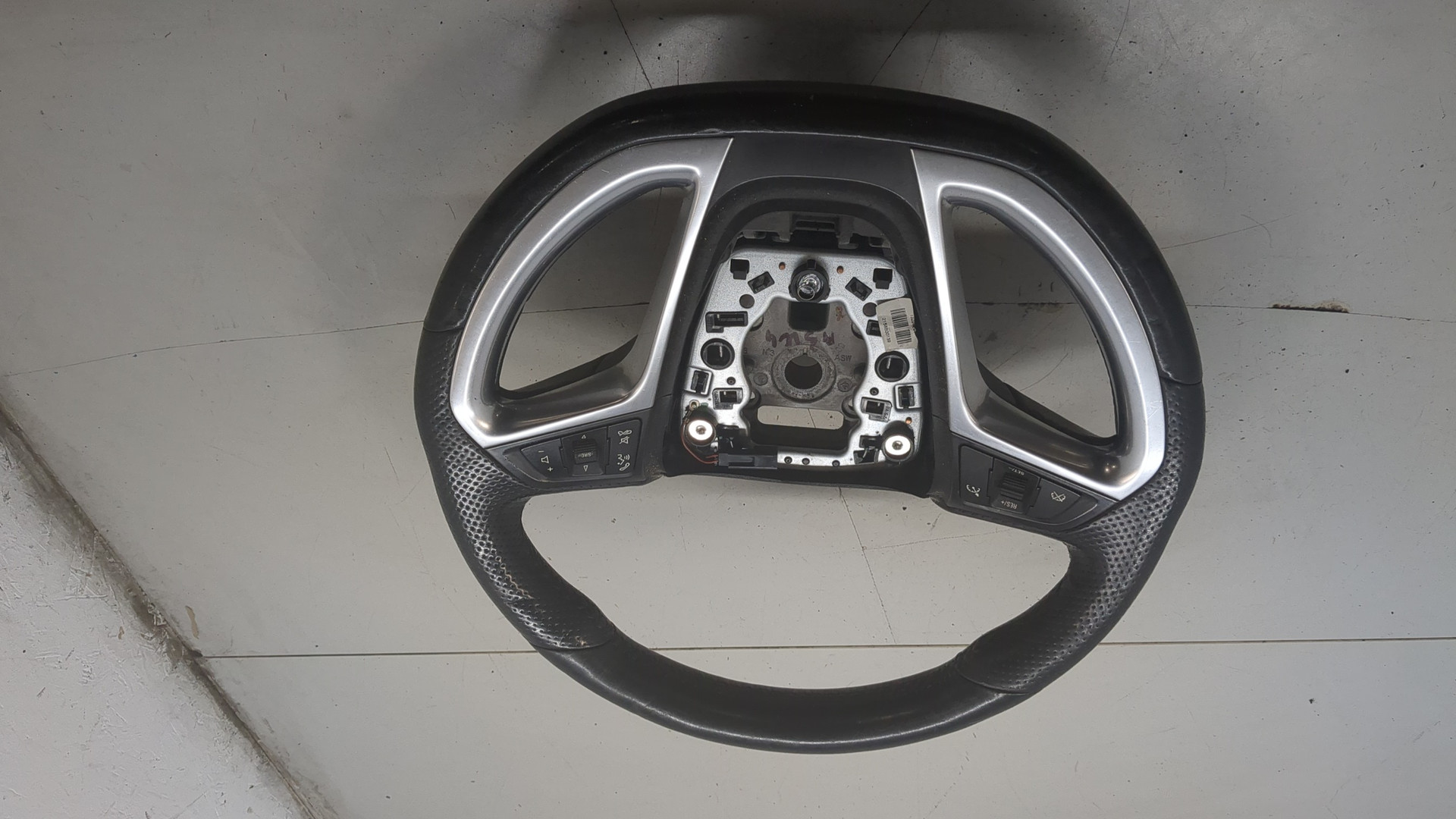 Рулевое колесо (руль)