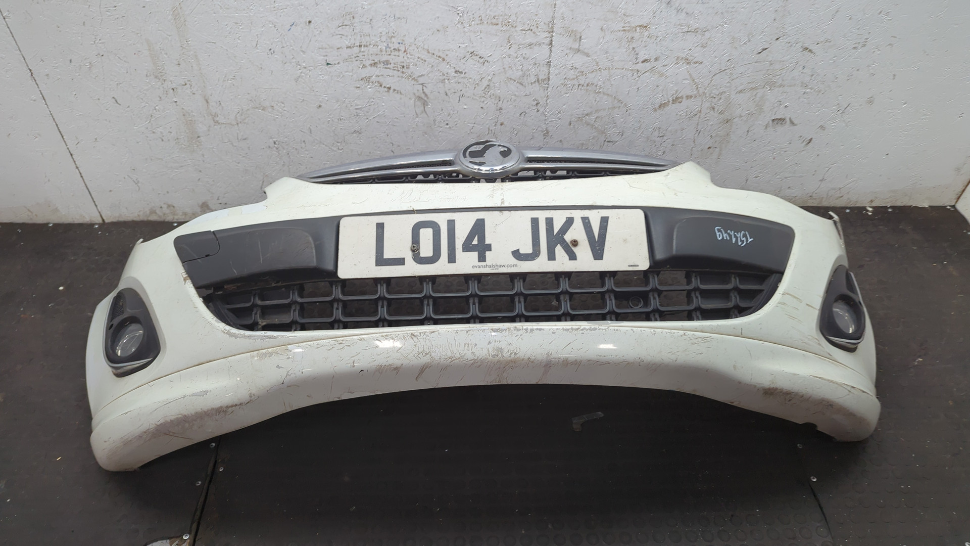 Бампер передний