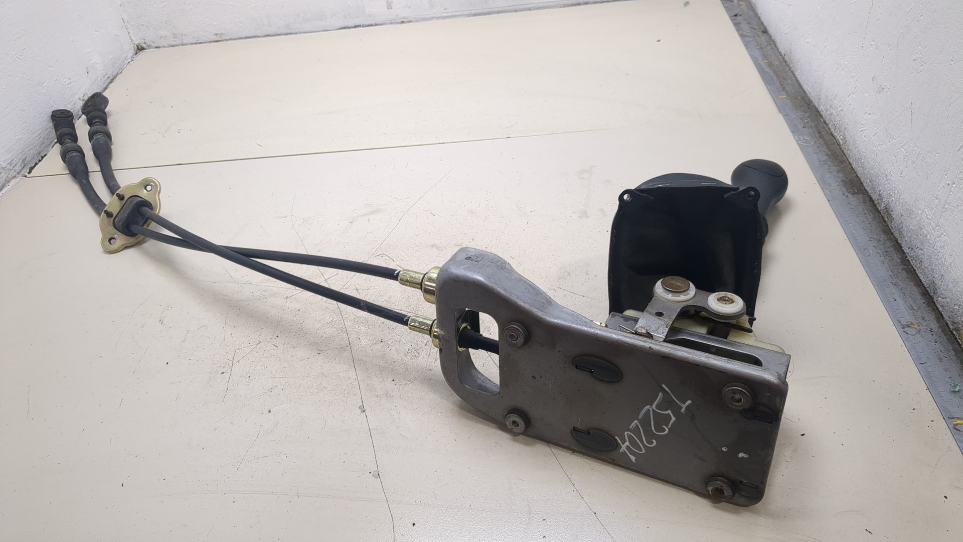 Кулиса МКПП / АКПП