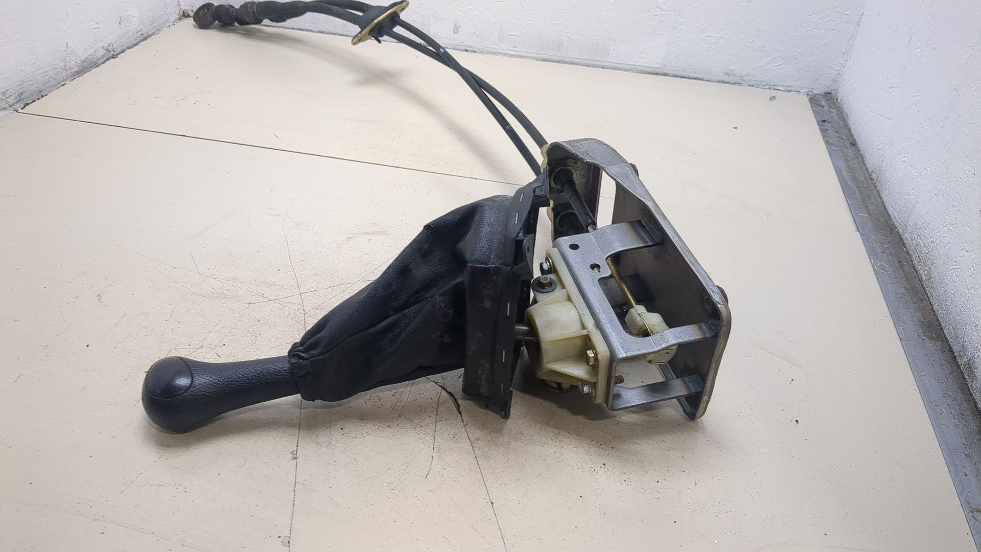 Кулиса МКПП / АКПП