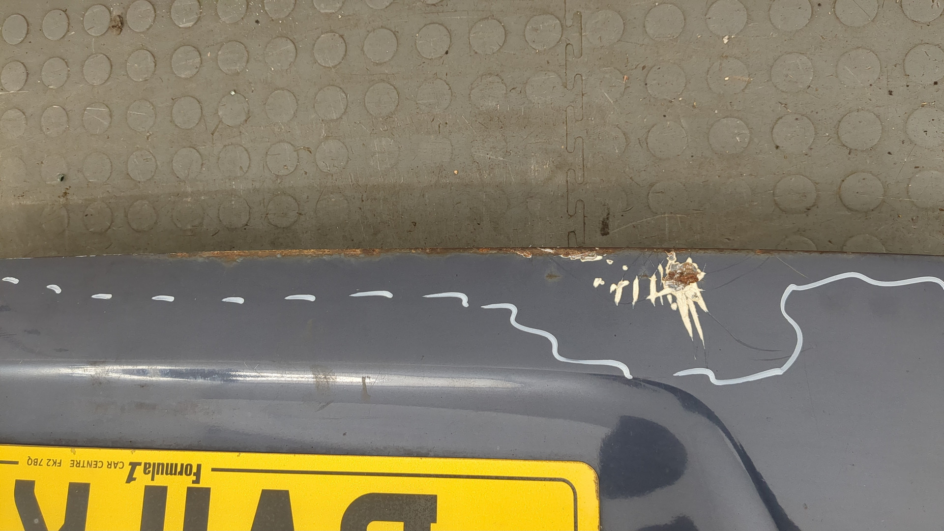 Дверь багажника