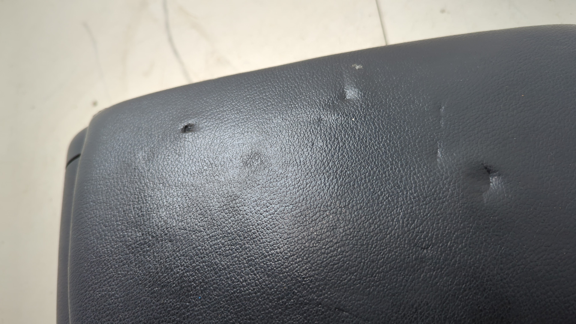 Подлокотник