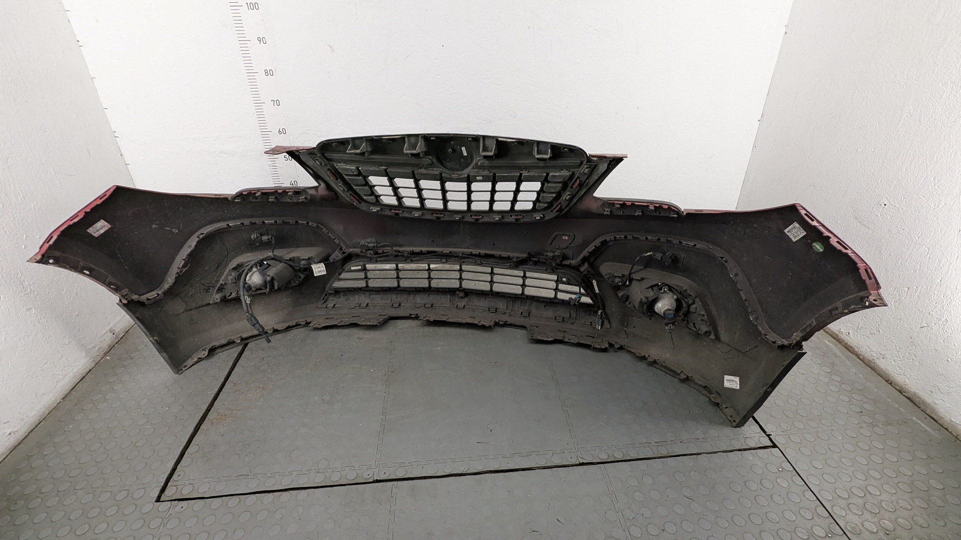 Бампер передний