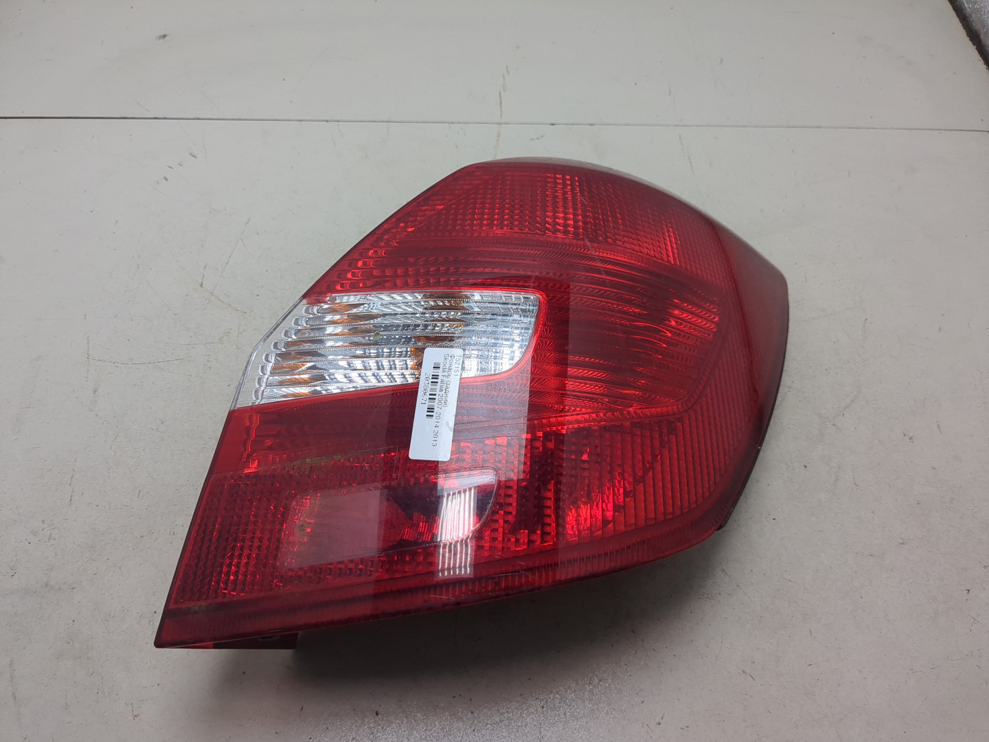 Фонарь задний правый