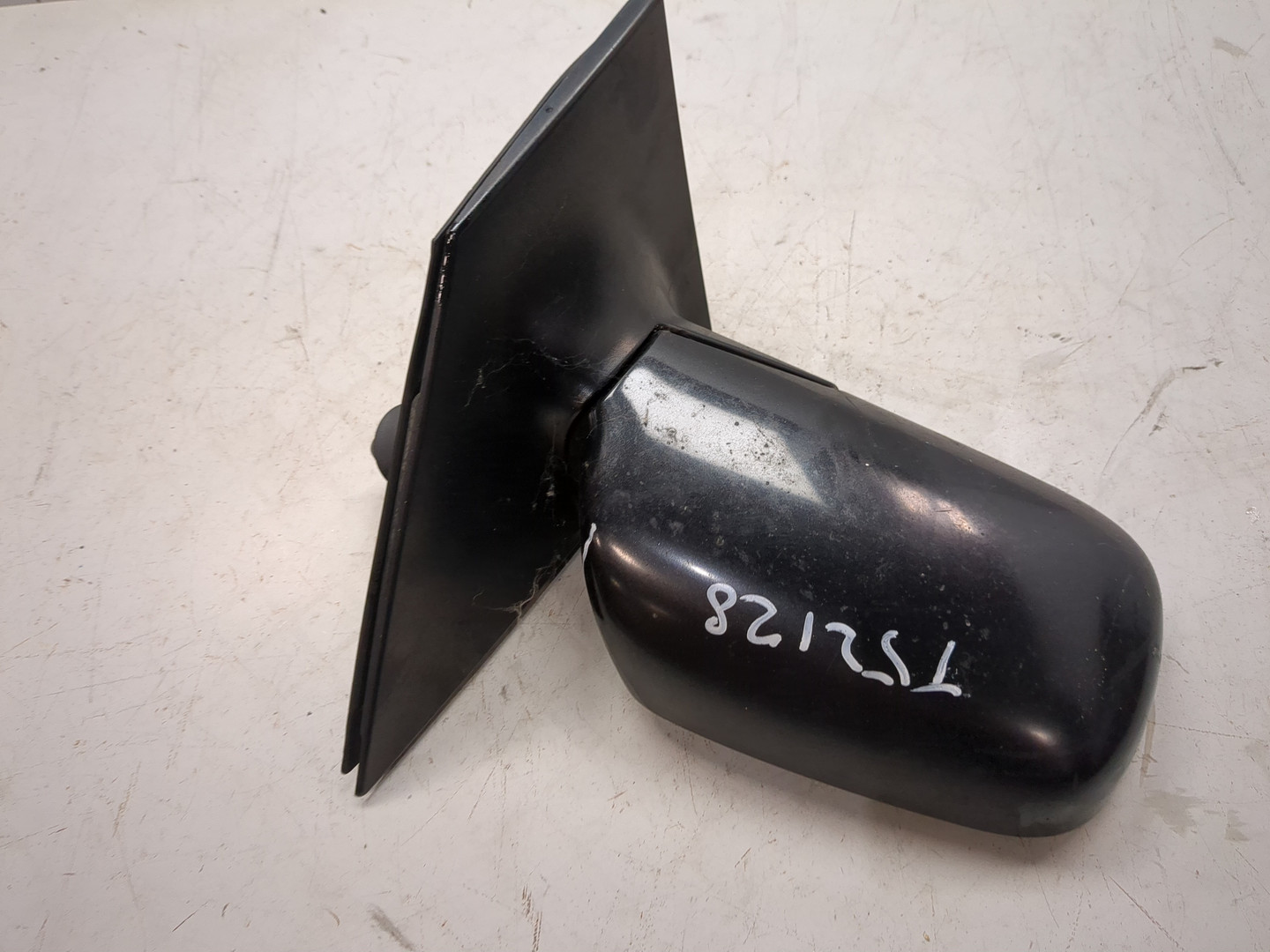 Зеркало правое электрическое